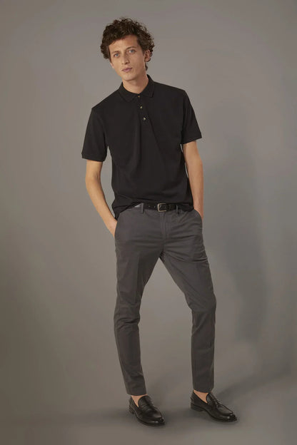 Regular fit trousers in twill construction