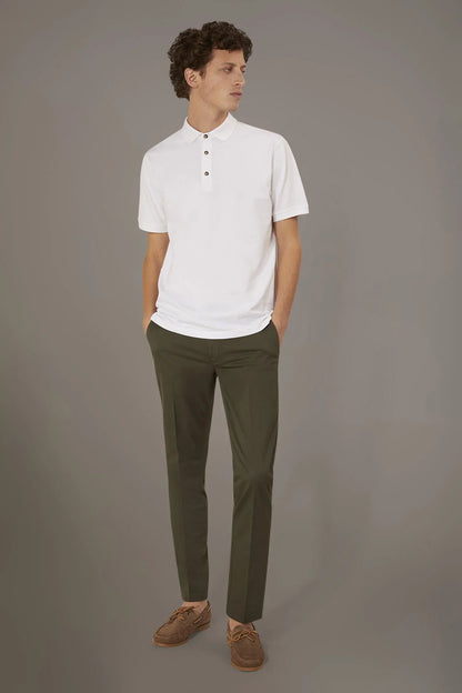 Regular fit trousers in twill construction
