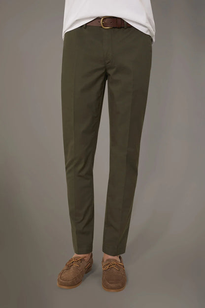 Regular fit trousers in twill construction