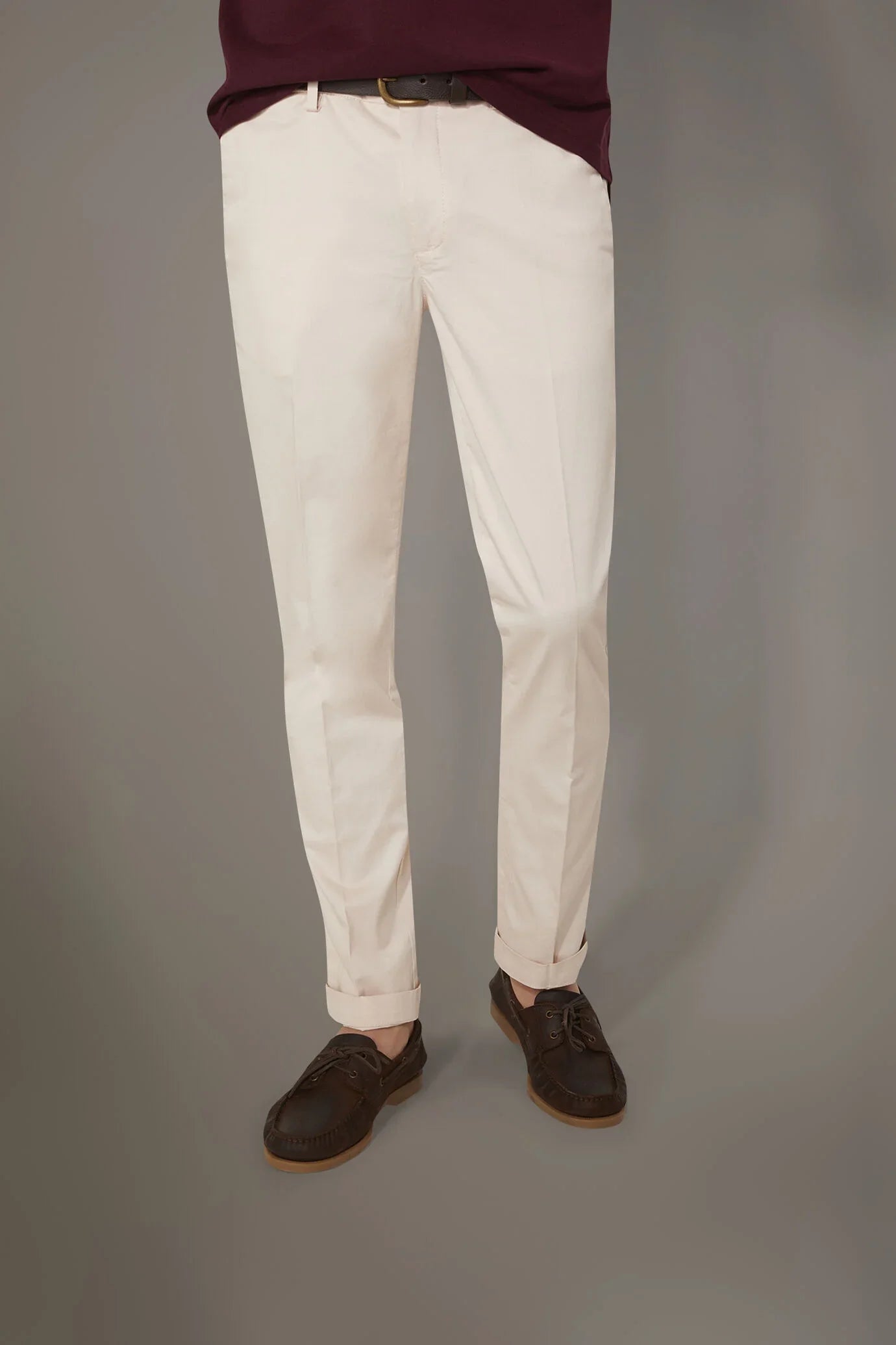 Regular fit trousers in twill construction