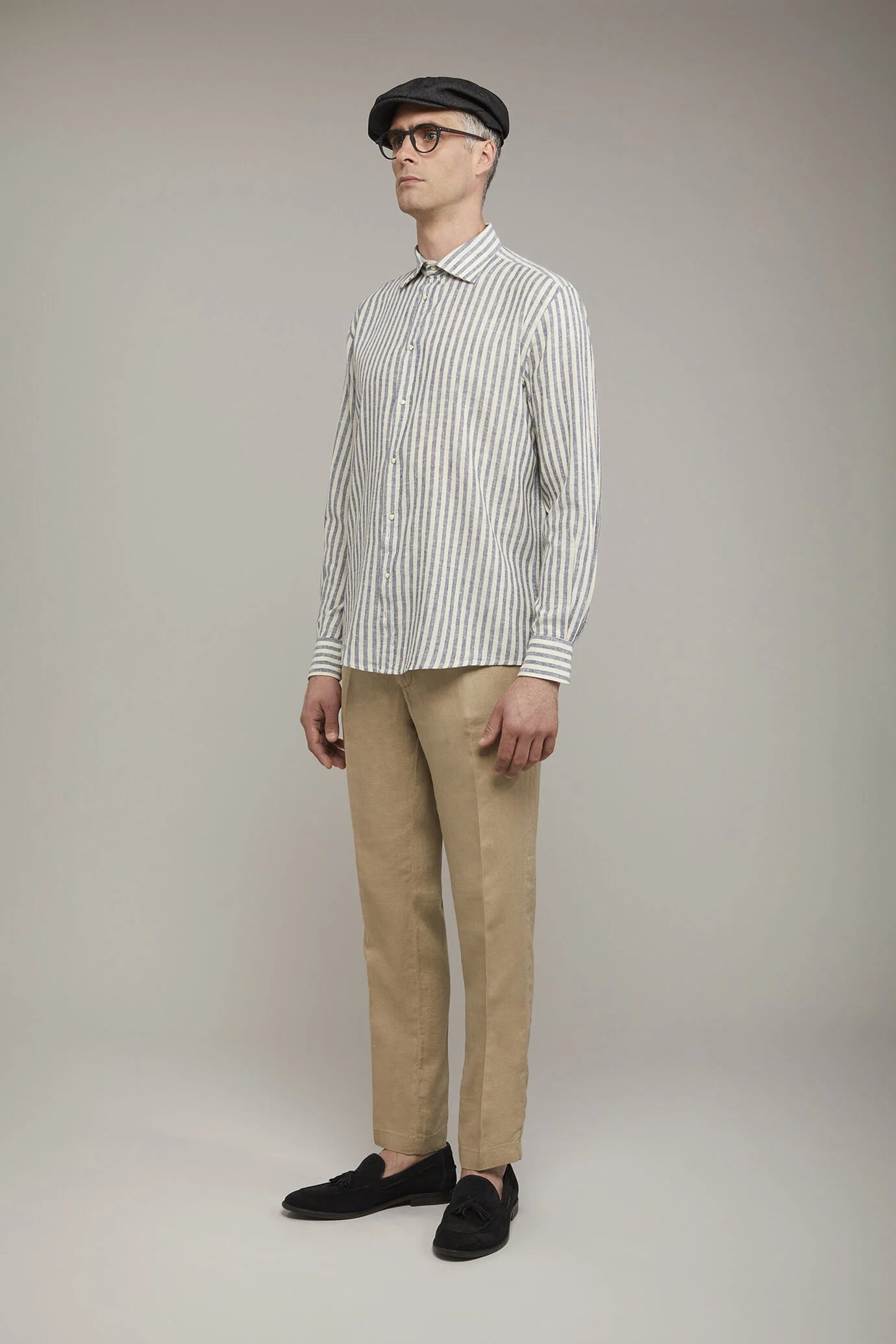 Regular fit Chino trousers 100% linen
