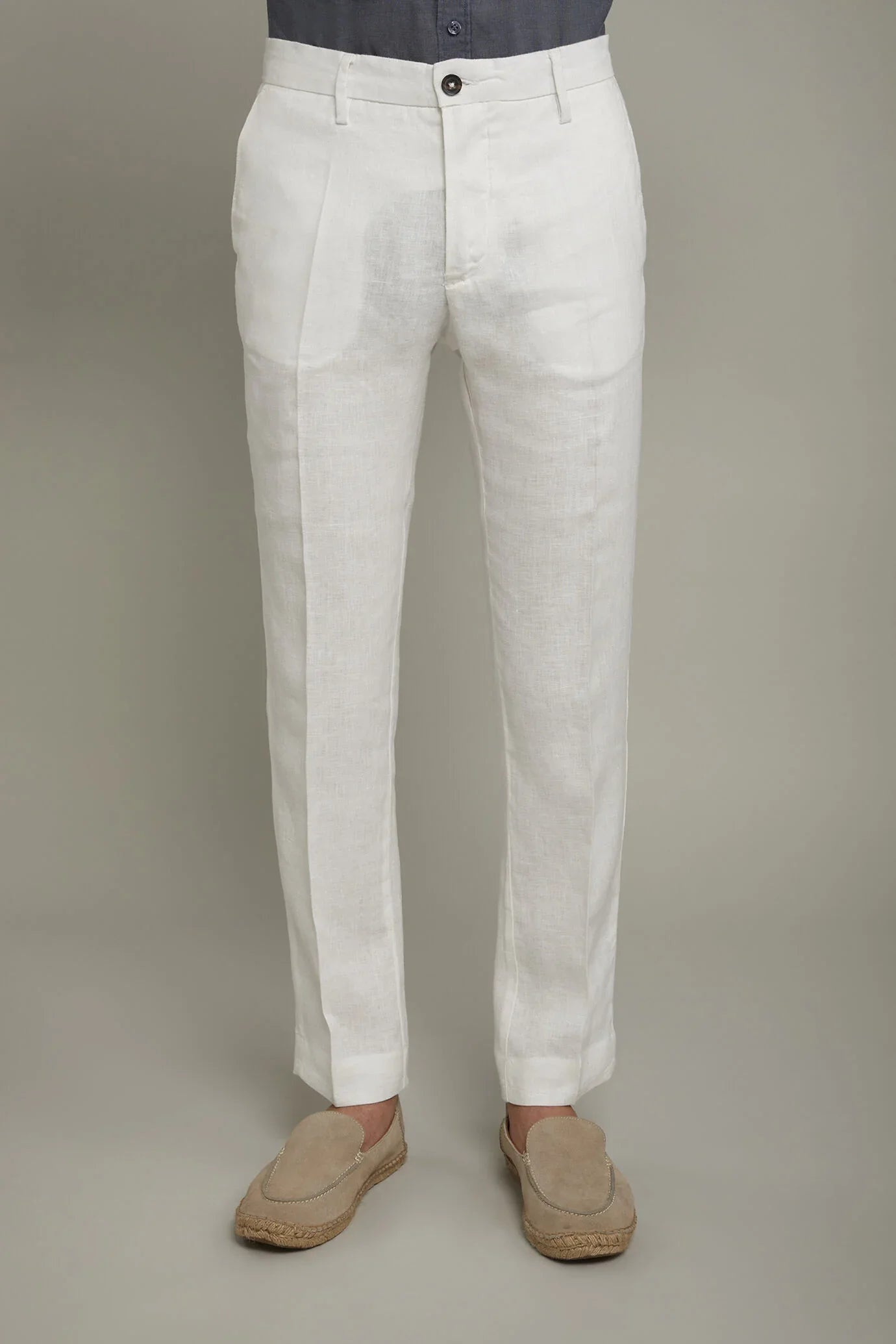 Regular fit Chino trousers 100% linen