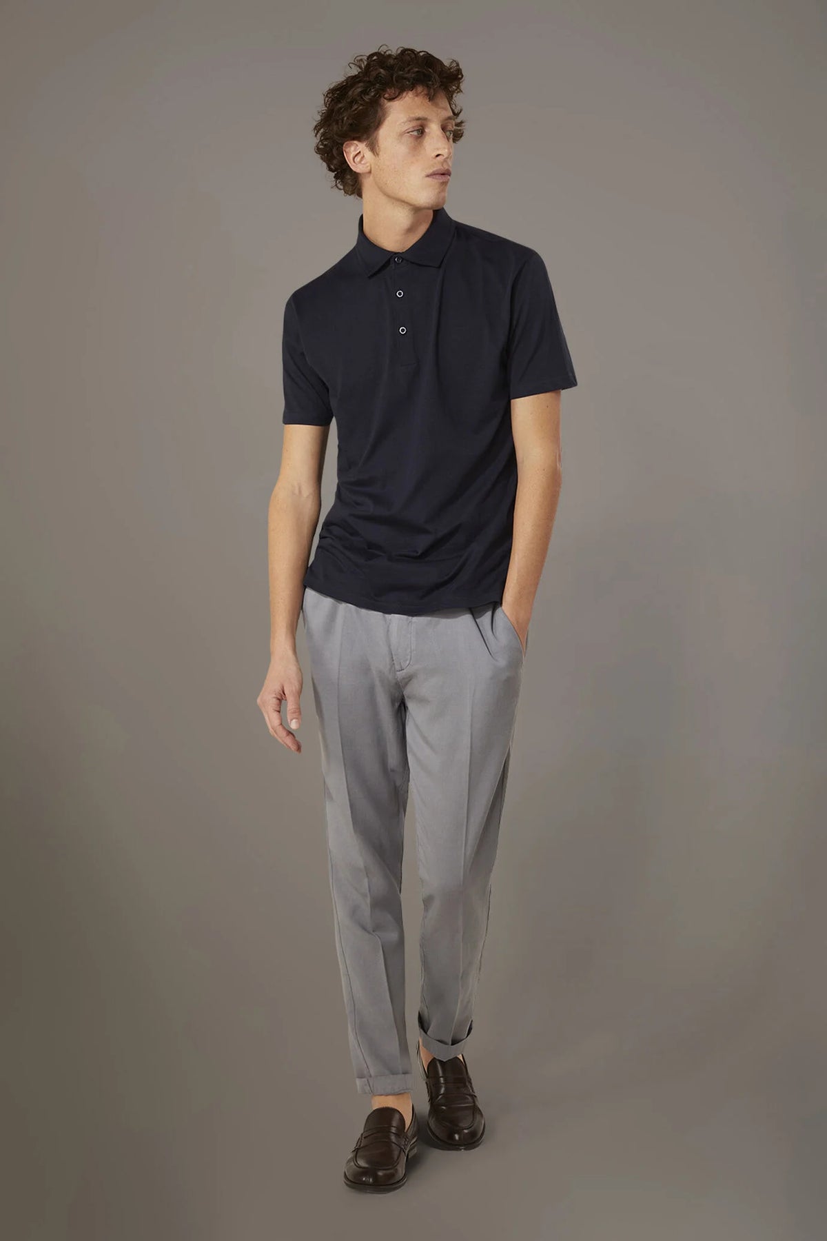 Regular fit linen blend chino trousers with twill construction