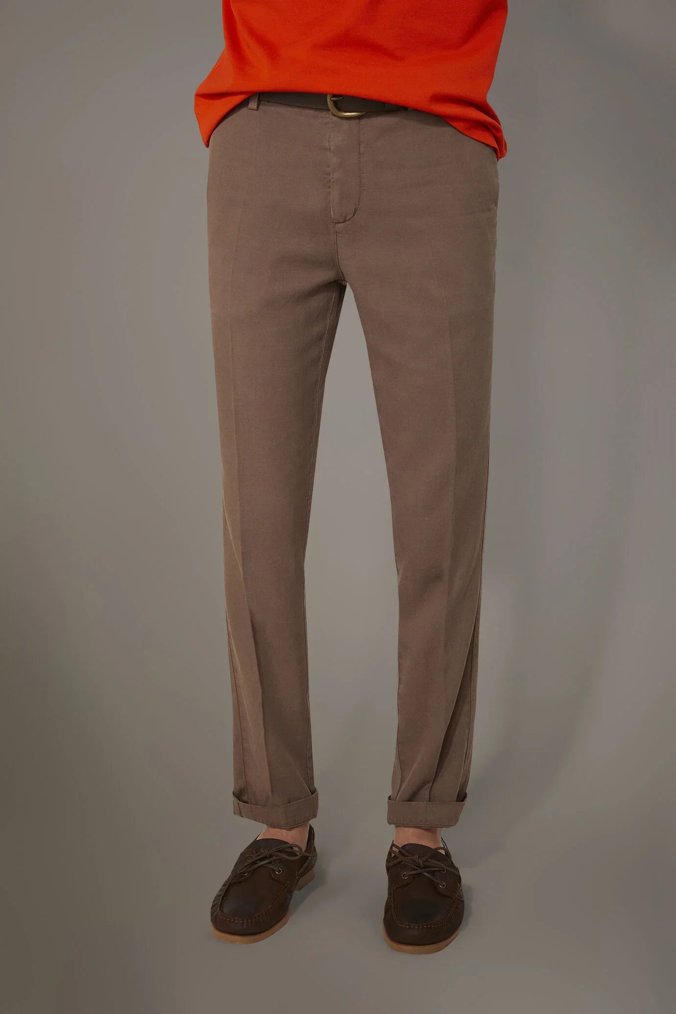 Regular fit linen blend chino trousers twill construction