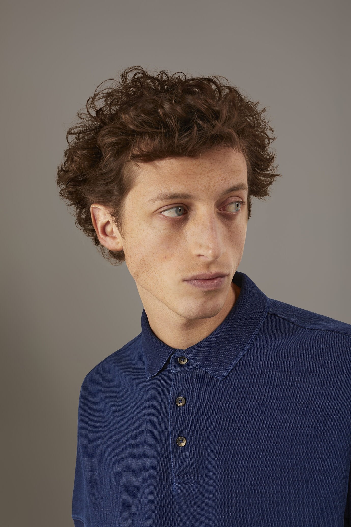 Short sleeve polo 100% cotton denim effect