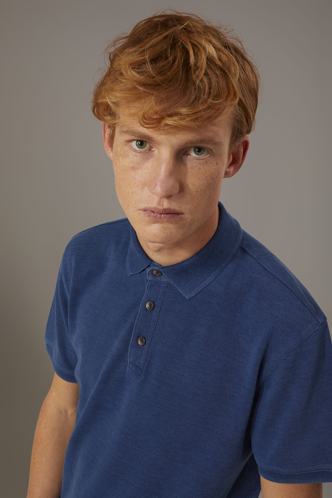Short sleeve polo 100% cotton denim effect