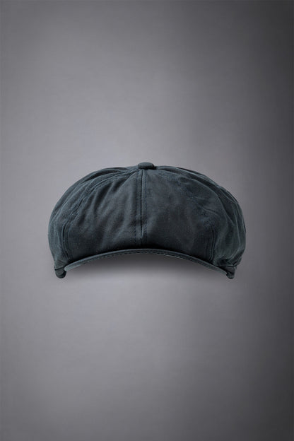 Men's flat cap in waxed fabric