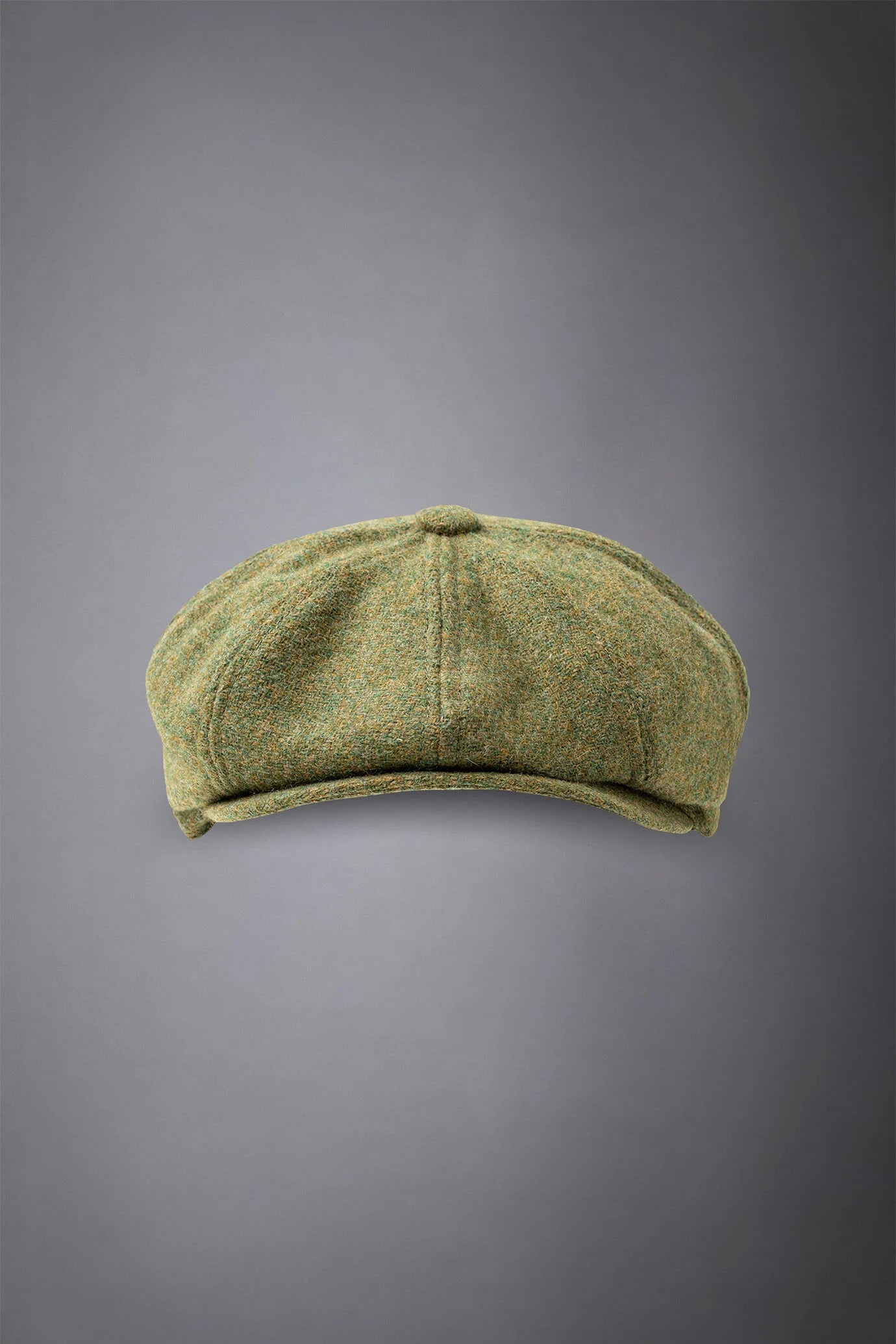 Men's flat cap in tweed