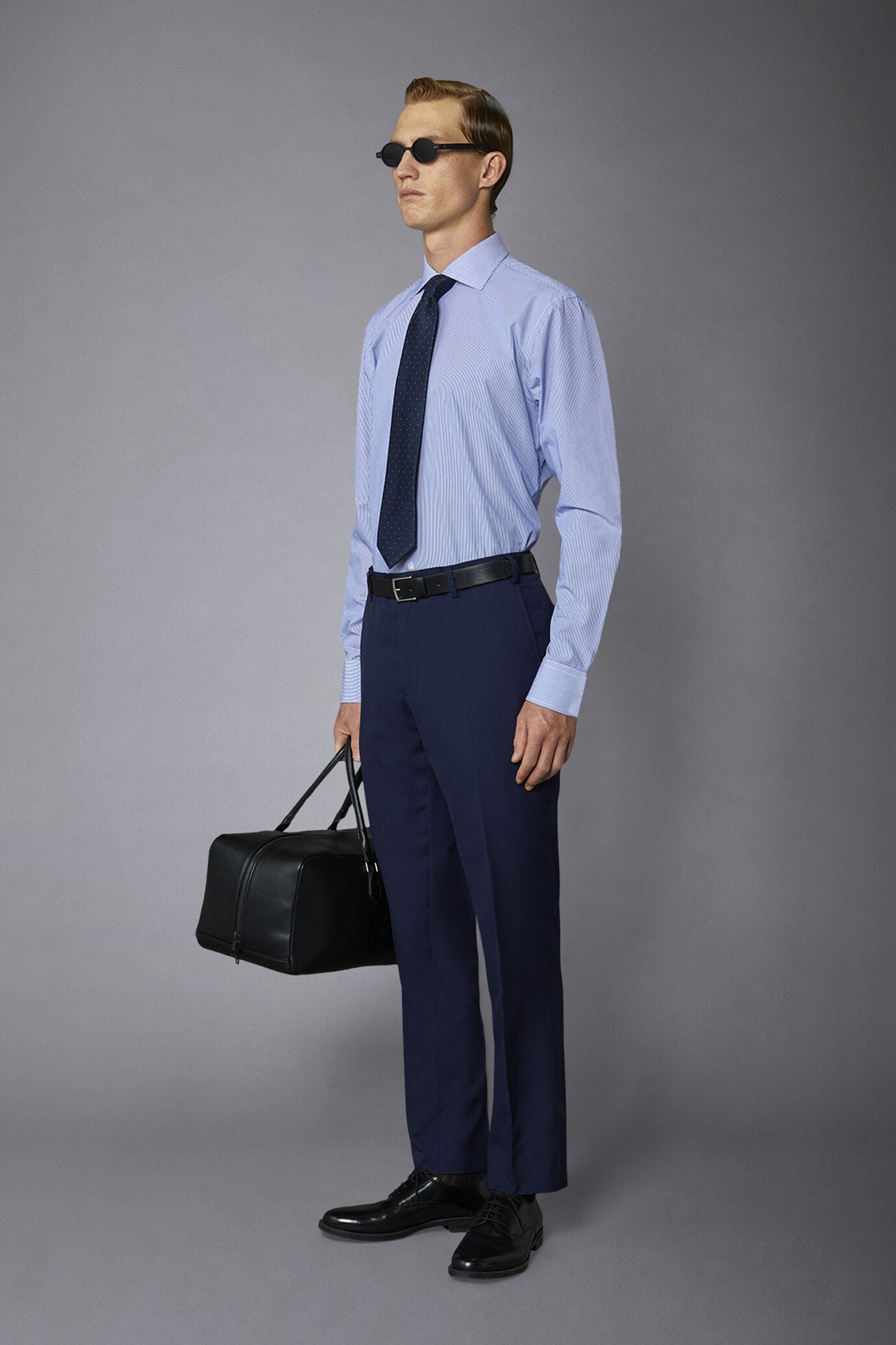 Men's classic slim fit French collar shirt with narrow stripe pattern