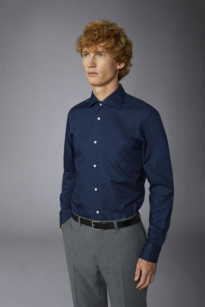 Men's regular fit french collar classic