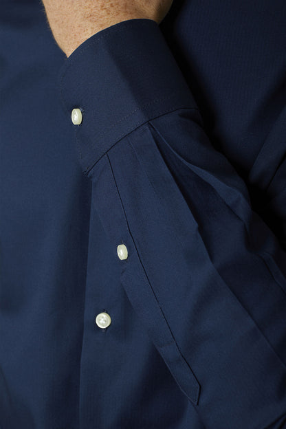 Men's regular fit french collar classic