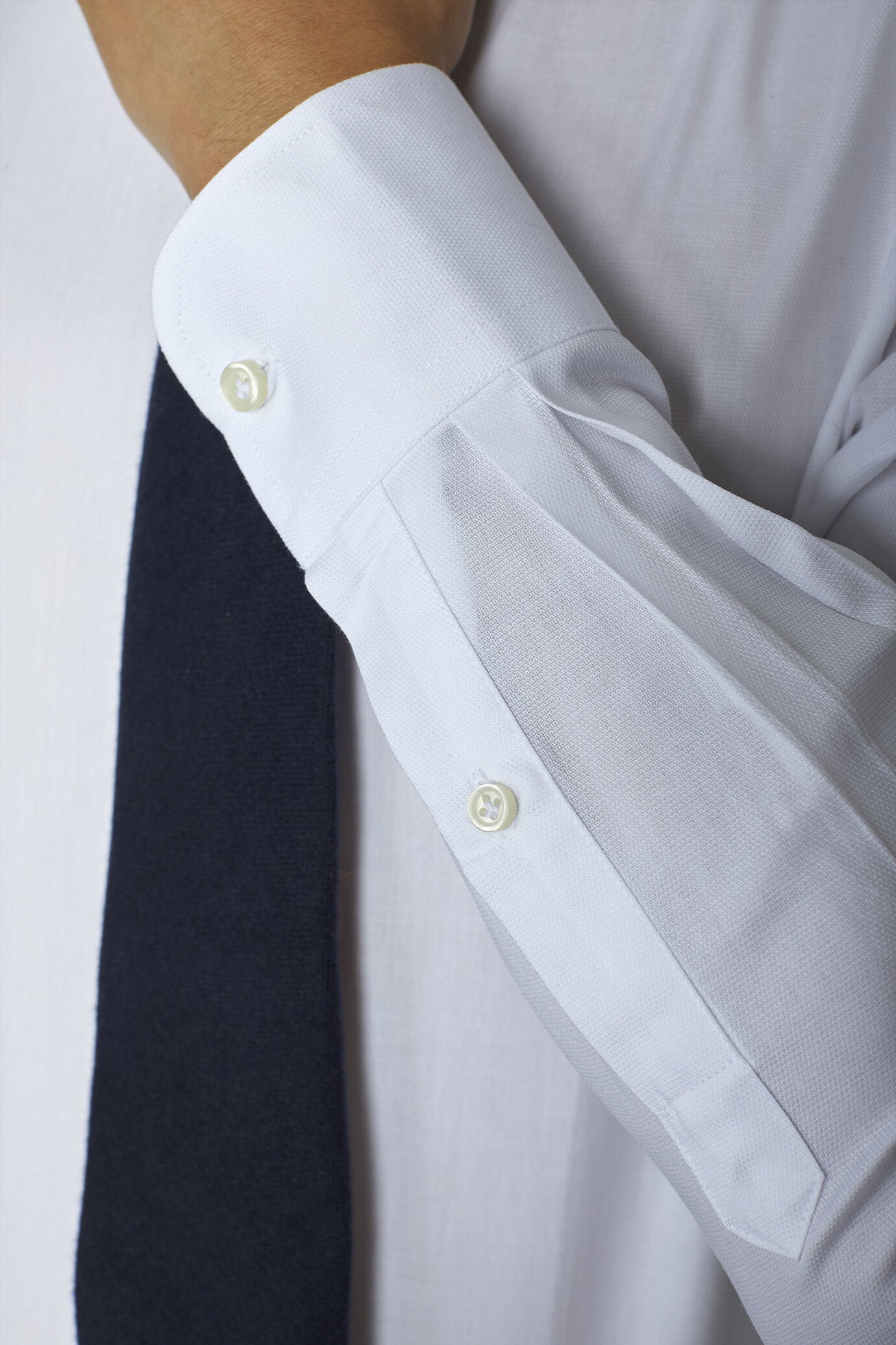 Men's slim fit french collar regular shirt dobby fabric