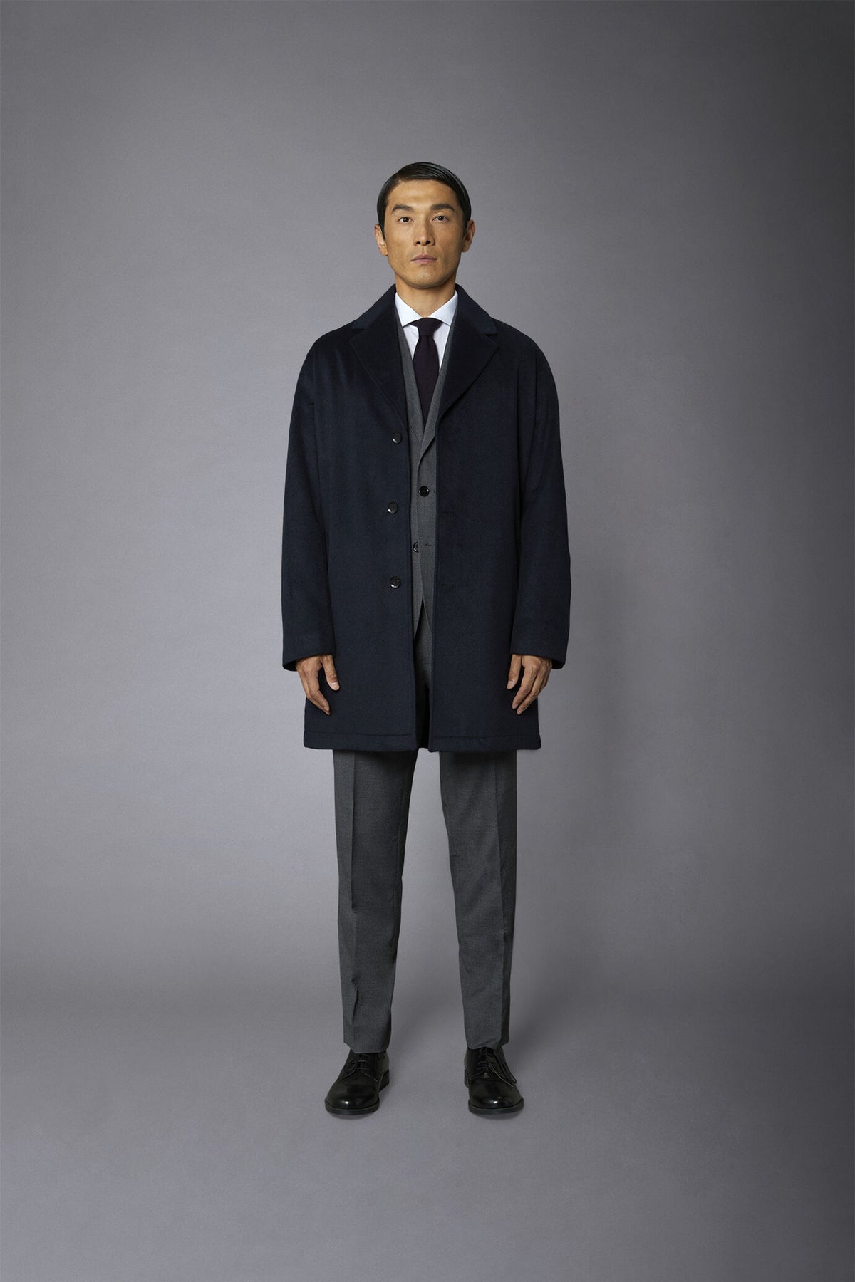 Men's classic single-breasted wool blend coat