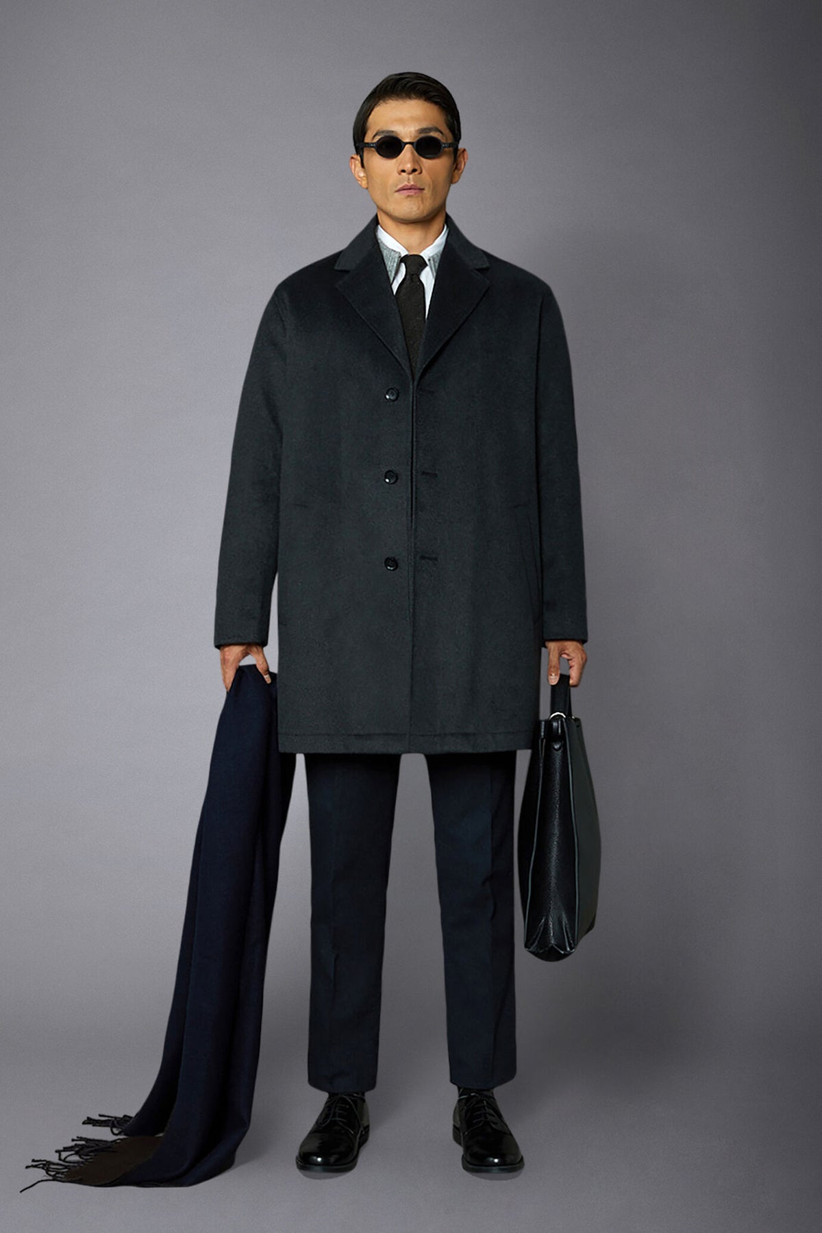 Men's classic single-breasted wool blend coat