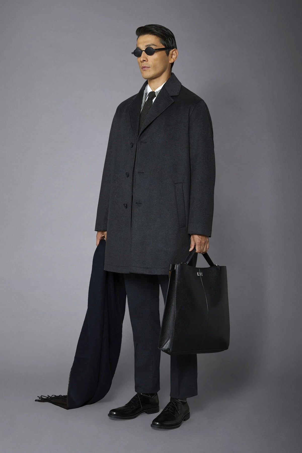Men's classic single-breasted wool blend coat