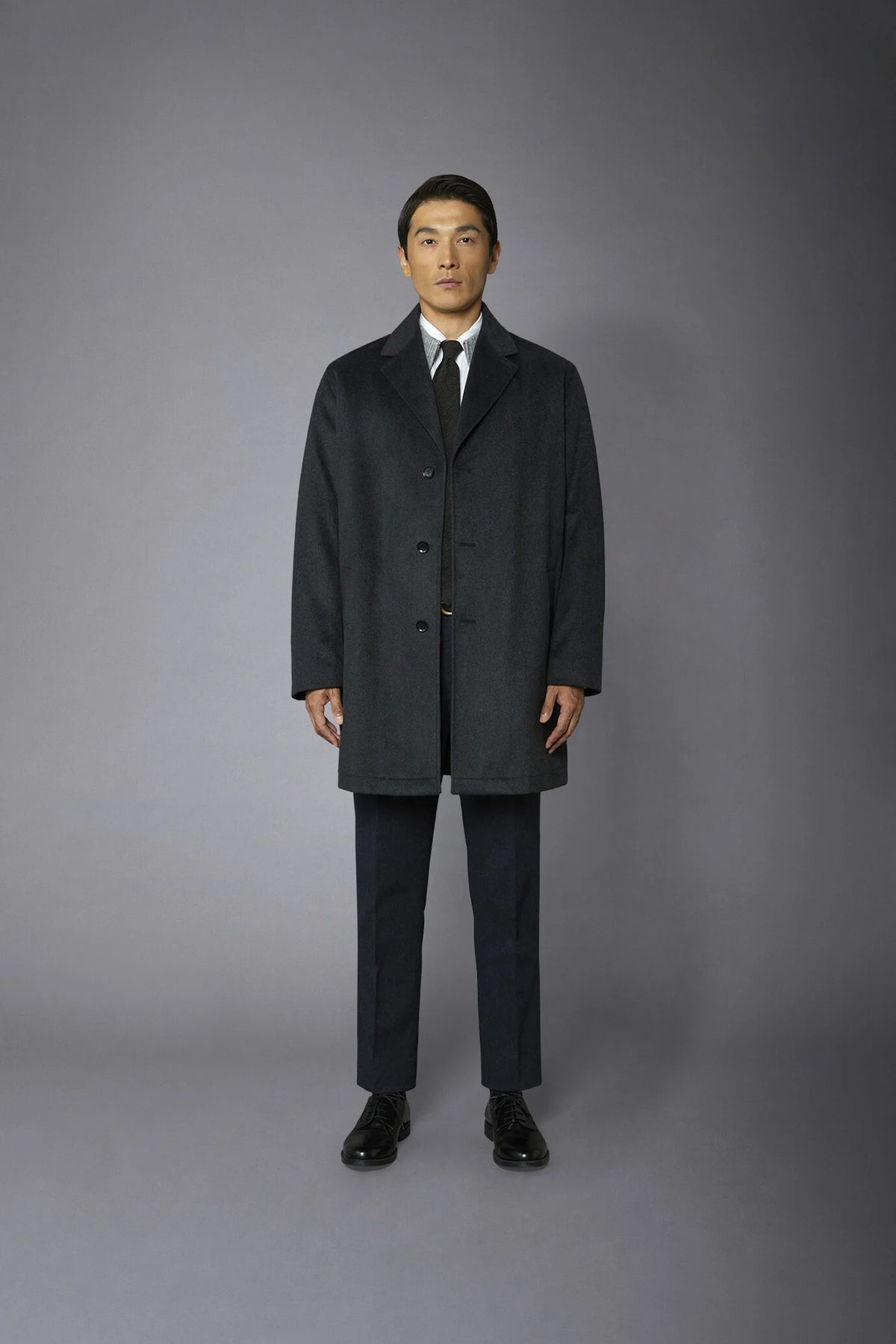 Men's classic single-breasted wool blend coat