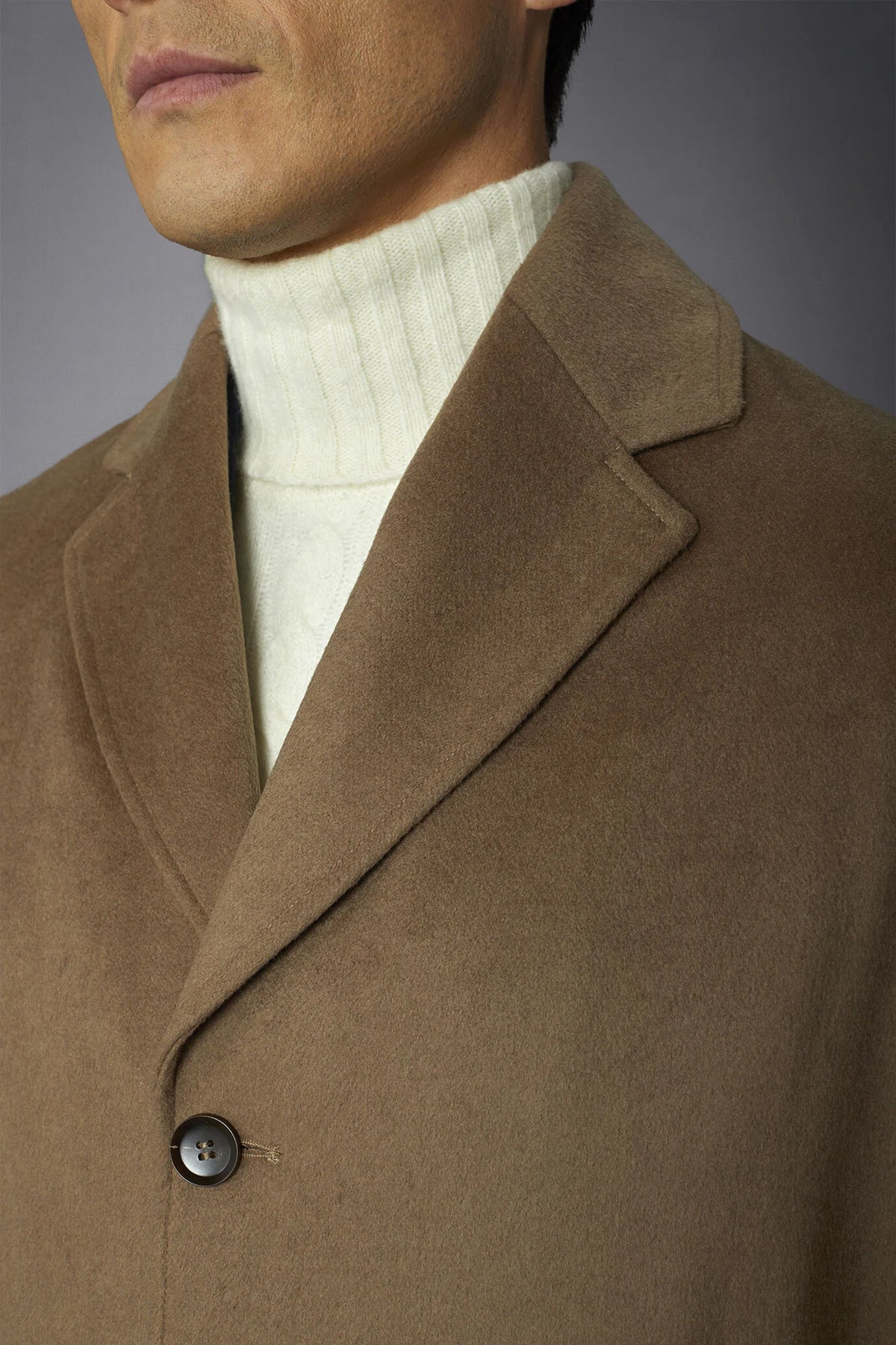 Men's classic single-breasted wool blend coat