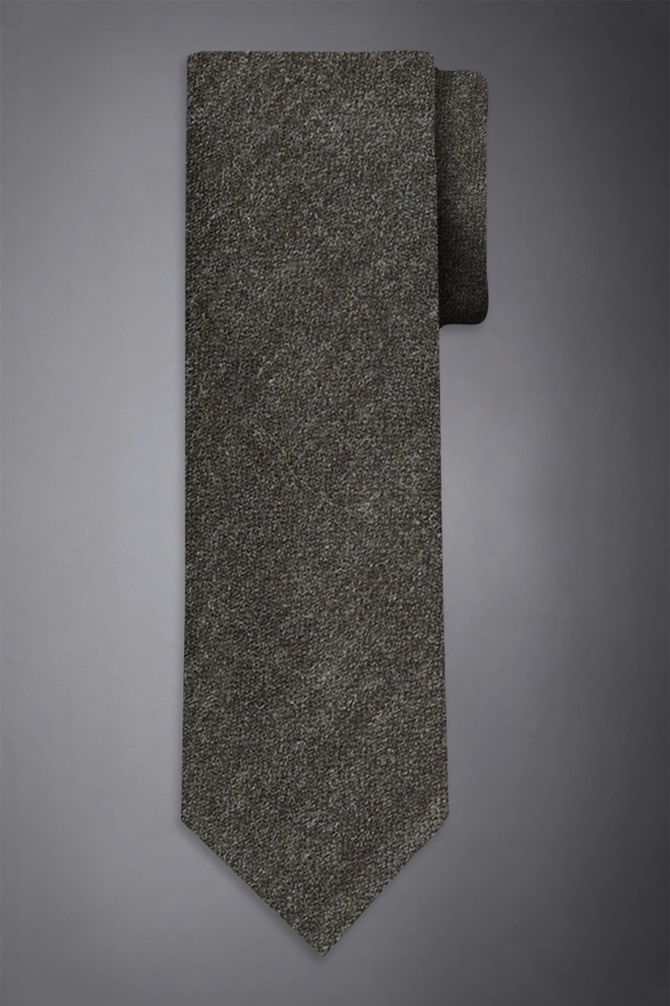 Men's solid color wool blend tie