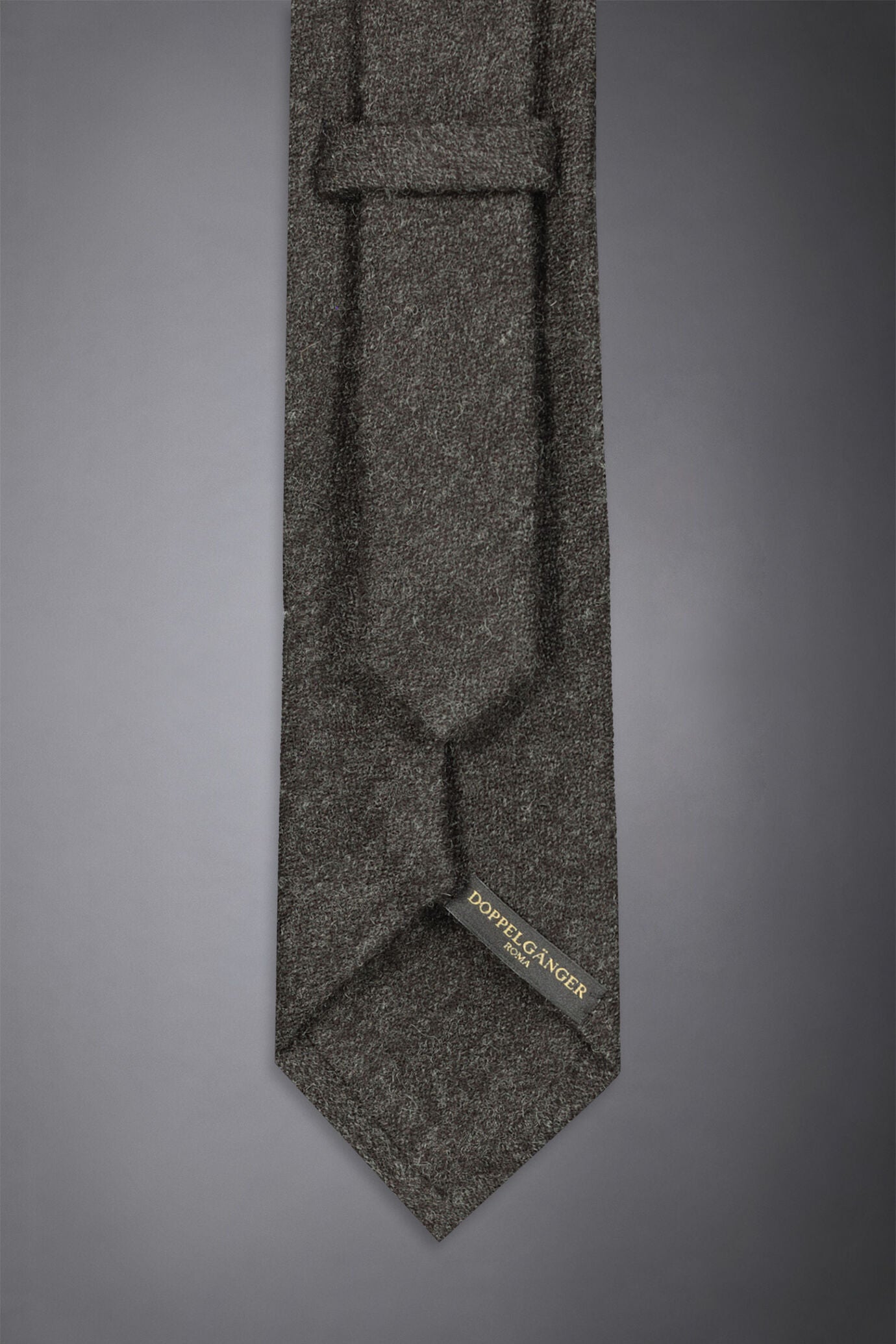 Men's solid color wool blend tie