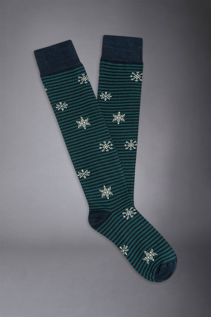 Men's knitted long socks with snowflakes pattern made in Italy