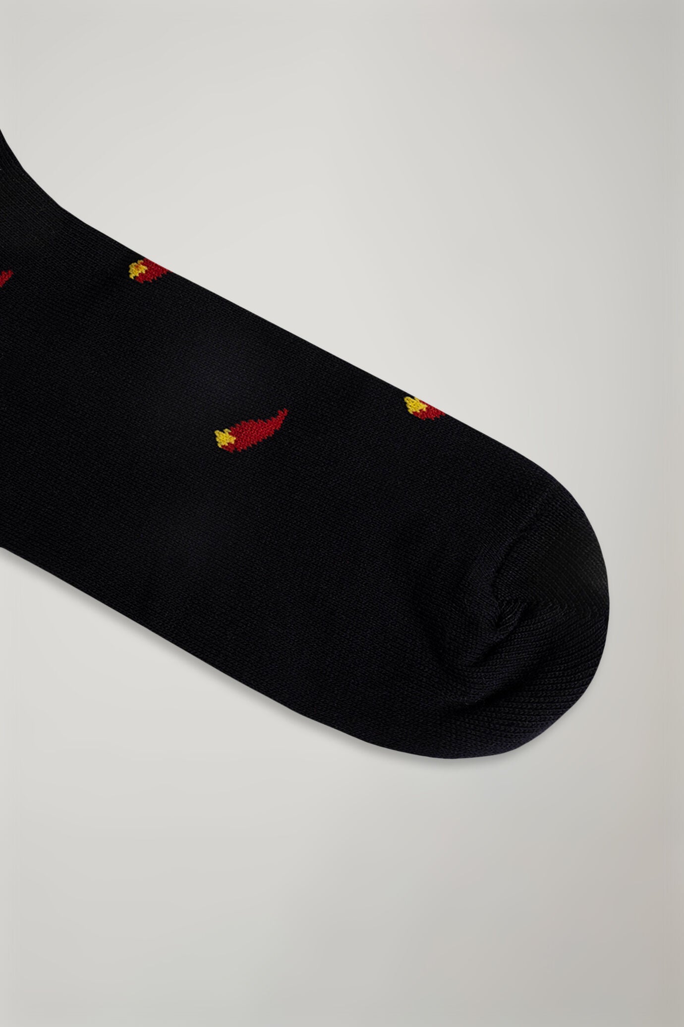 Men's knitted long socks with chillies pattern made in Italy