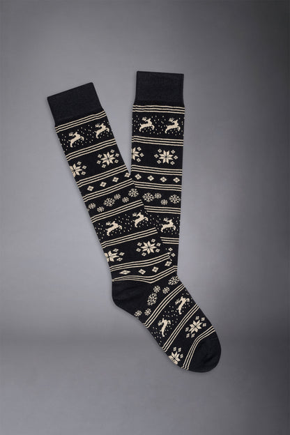 Men's knitted long socks with reindeers and snowflakes pattern made in Italy