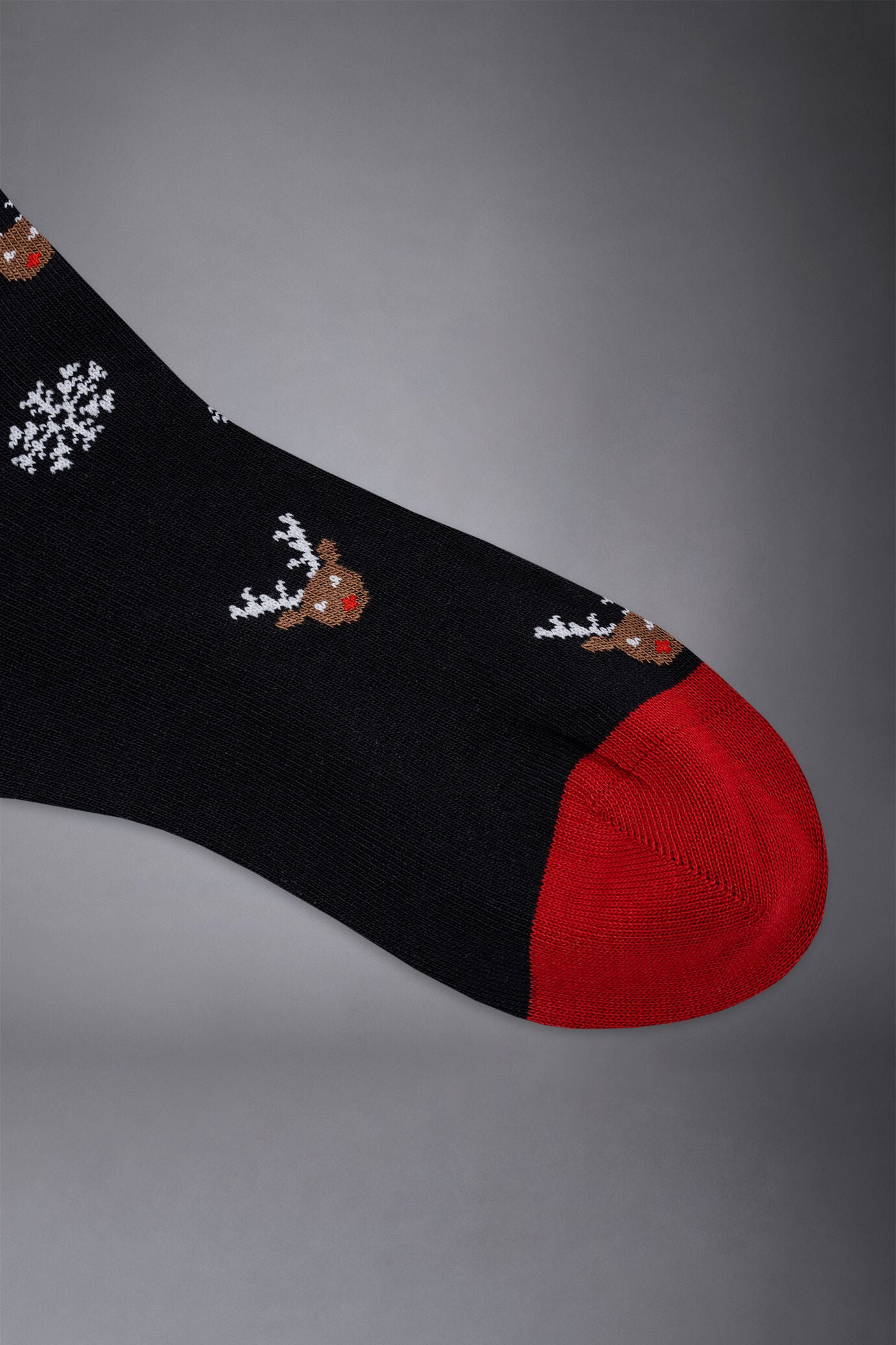 Men's knitted long socks with reindeers pattern made in Italy