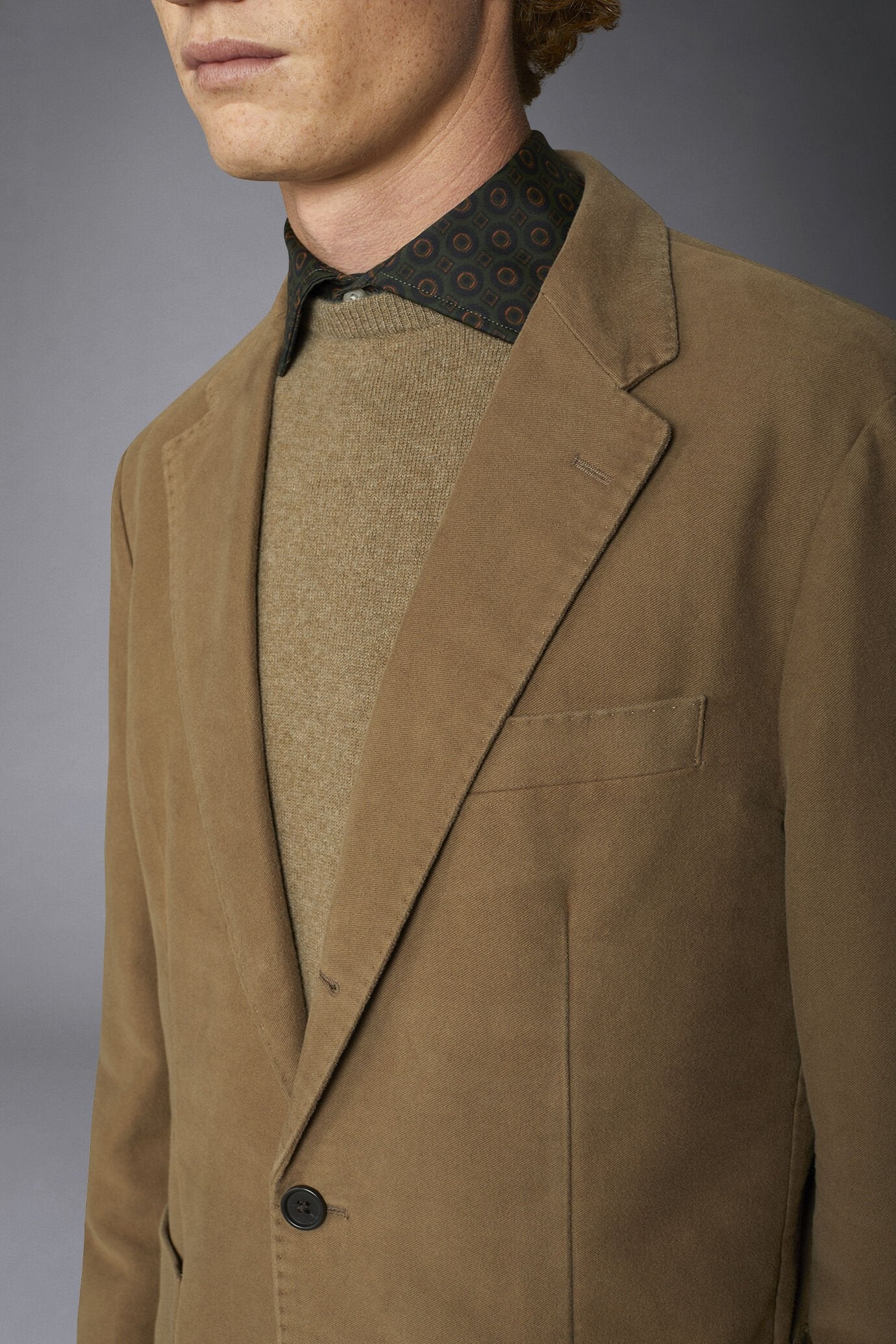 Men's single-breasted jacket in plain moleskin fabric regular fit