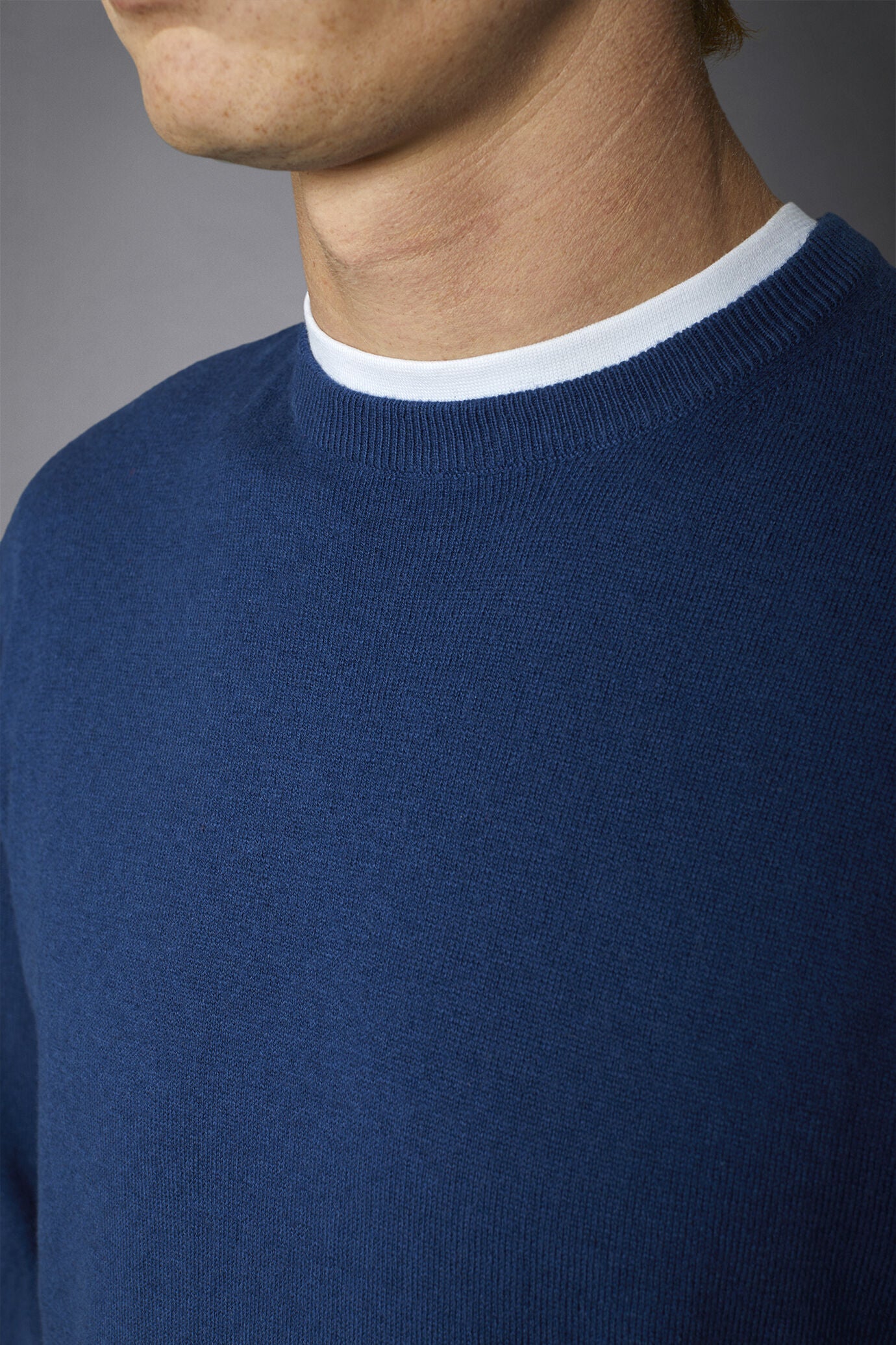 Men's roundneck wool and cotton sweater