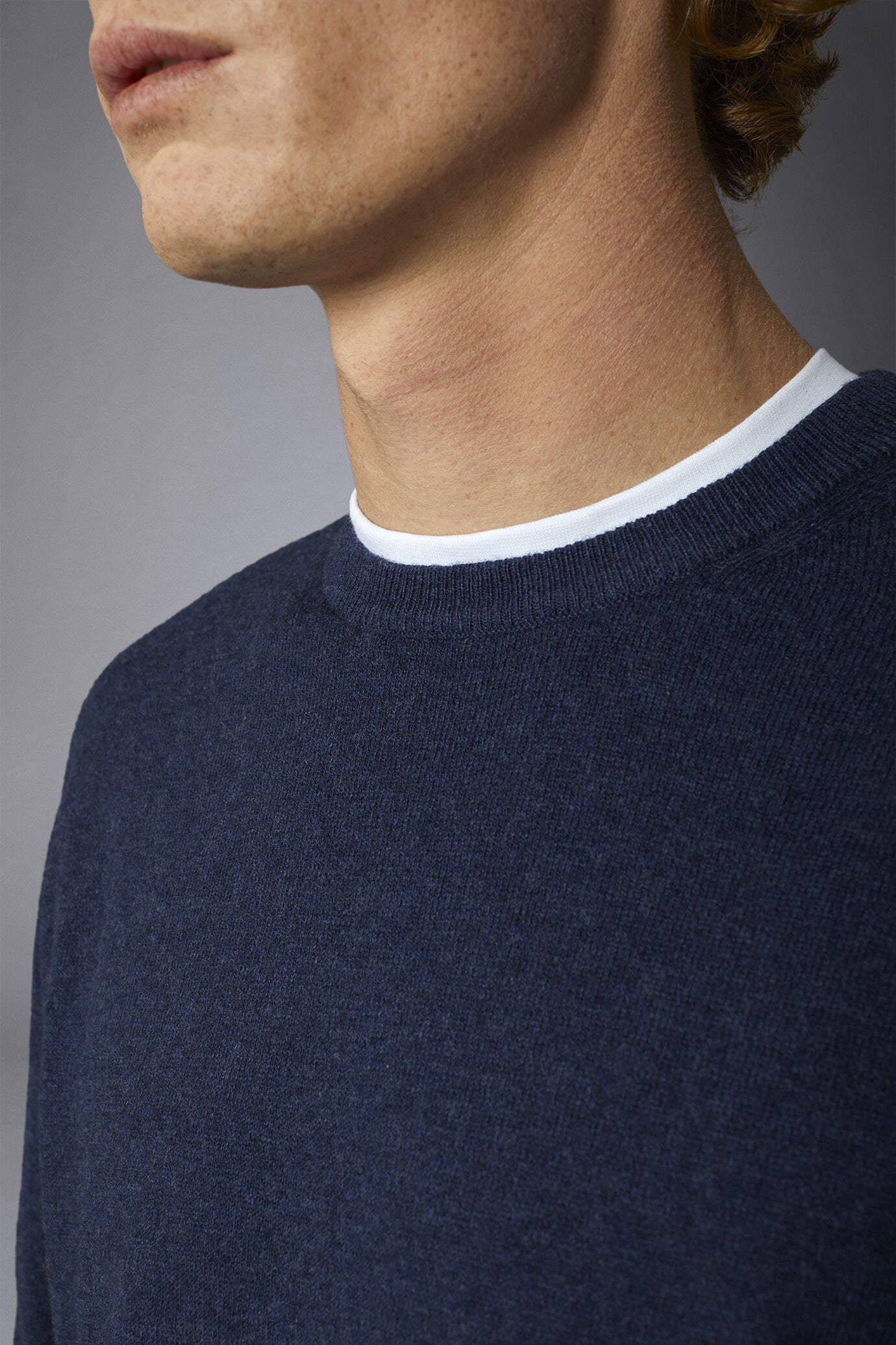 Men's roundneck wool and cotton sweater