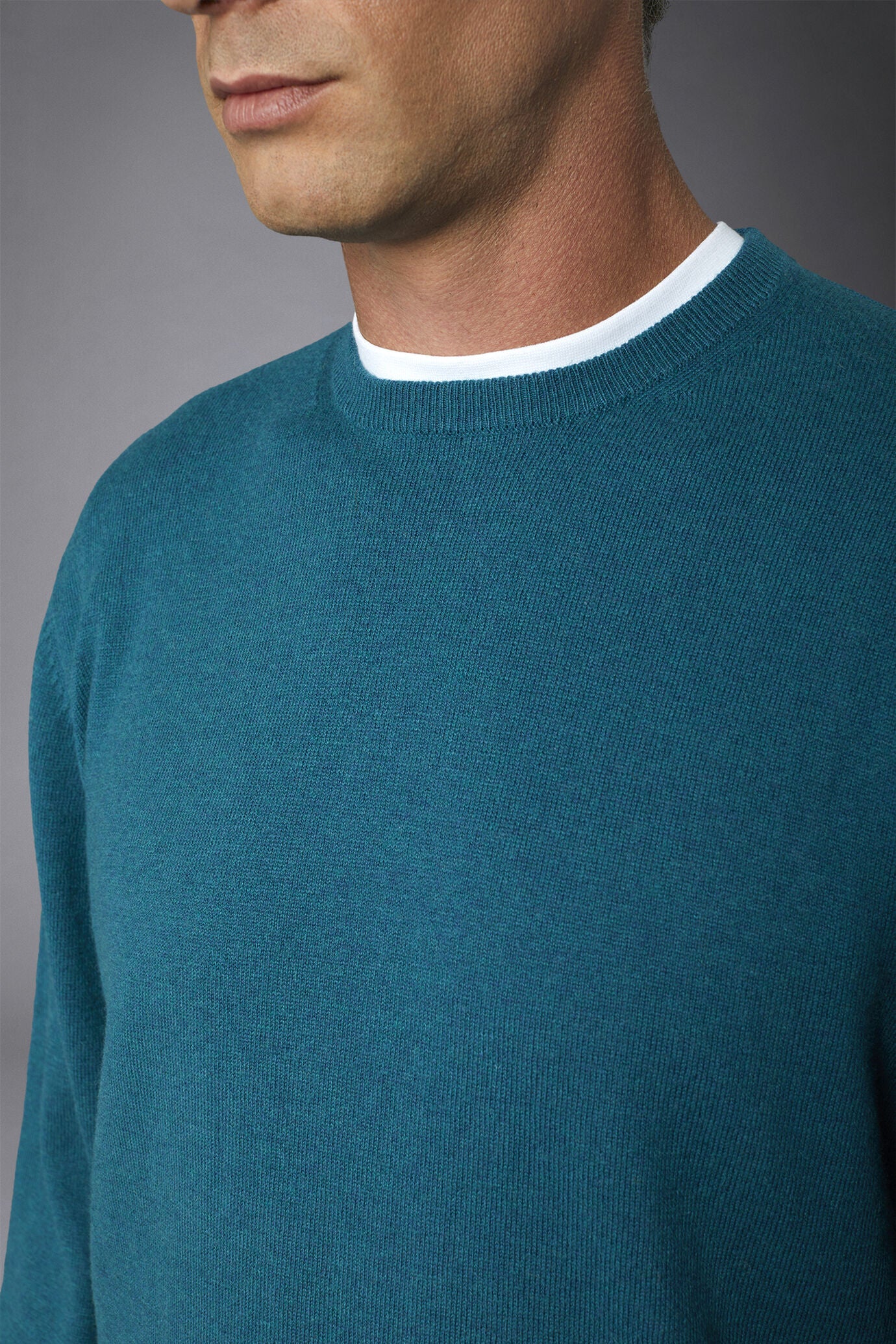 Men's roundneck wool and cotton sweater