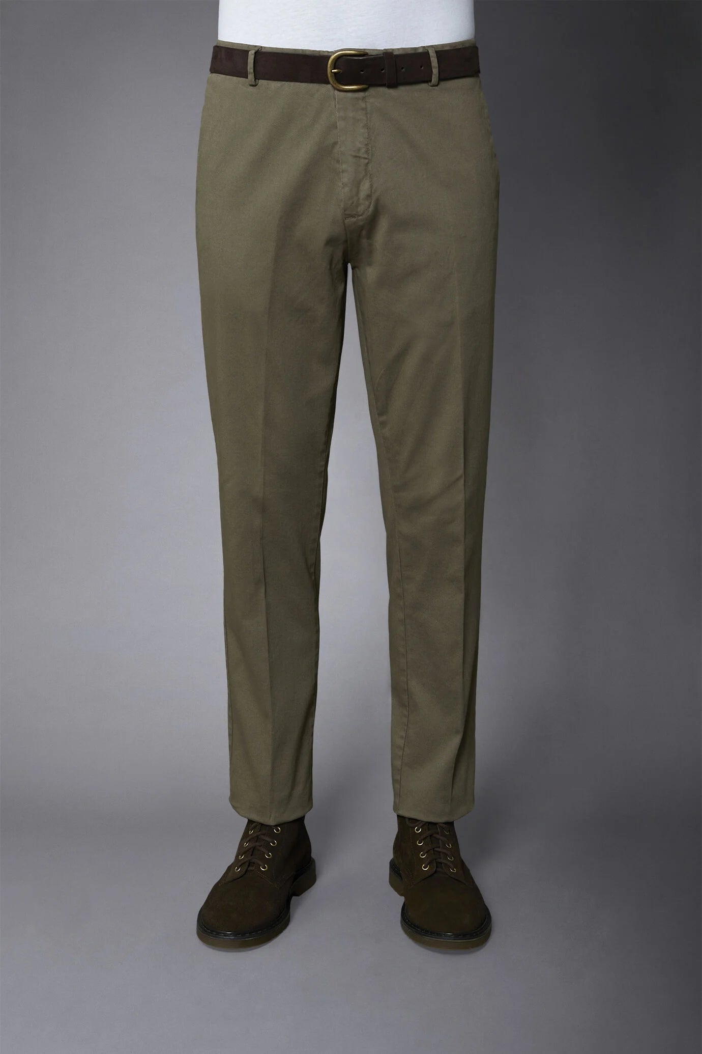 Men's classic chino pants regular fit twill construction