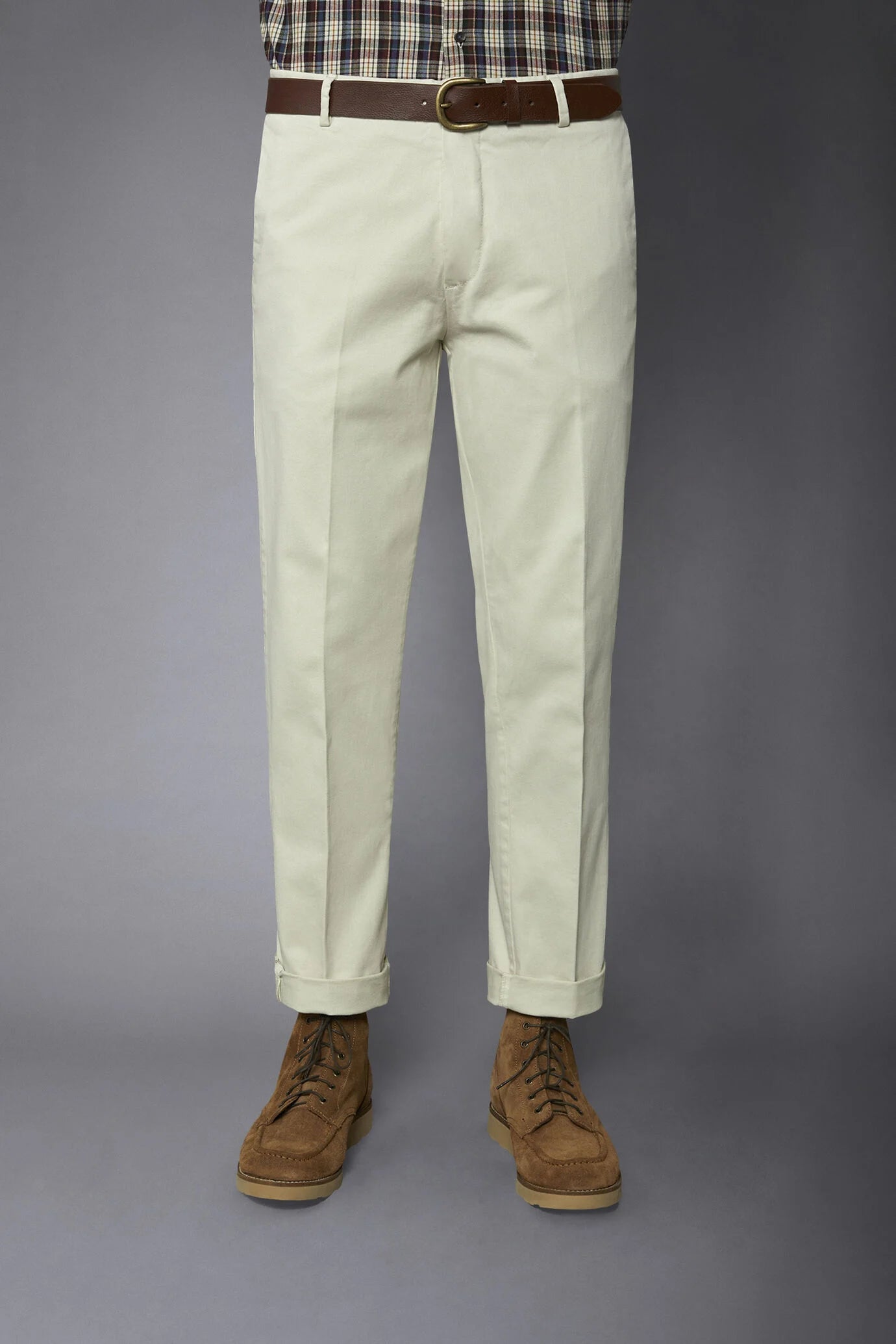 Men's classic chino pants regular fit twill construction