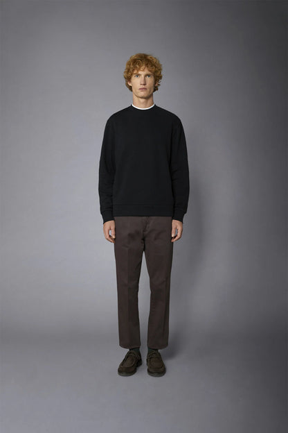 Men's classic chino pants regular fit twill construction