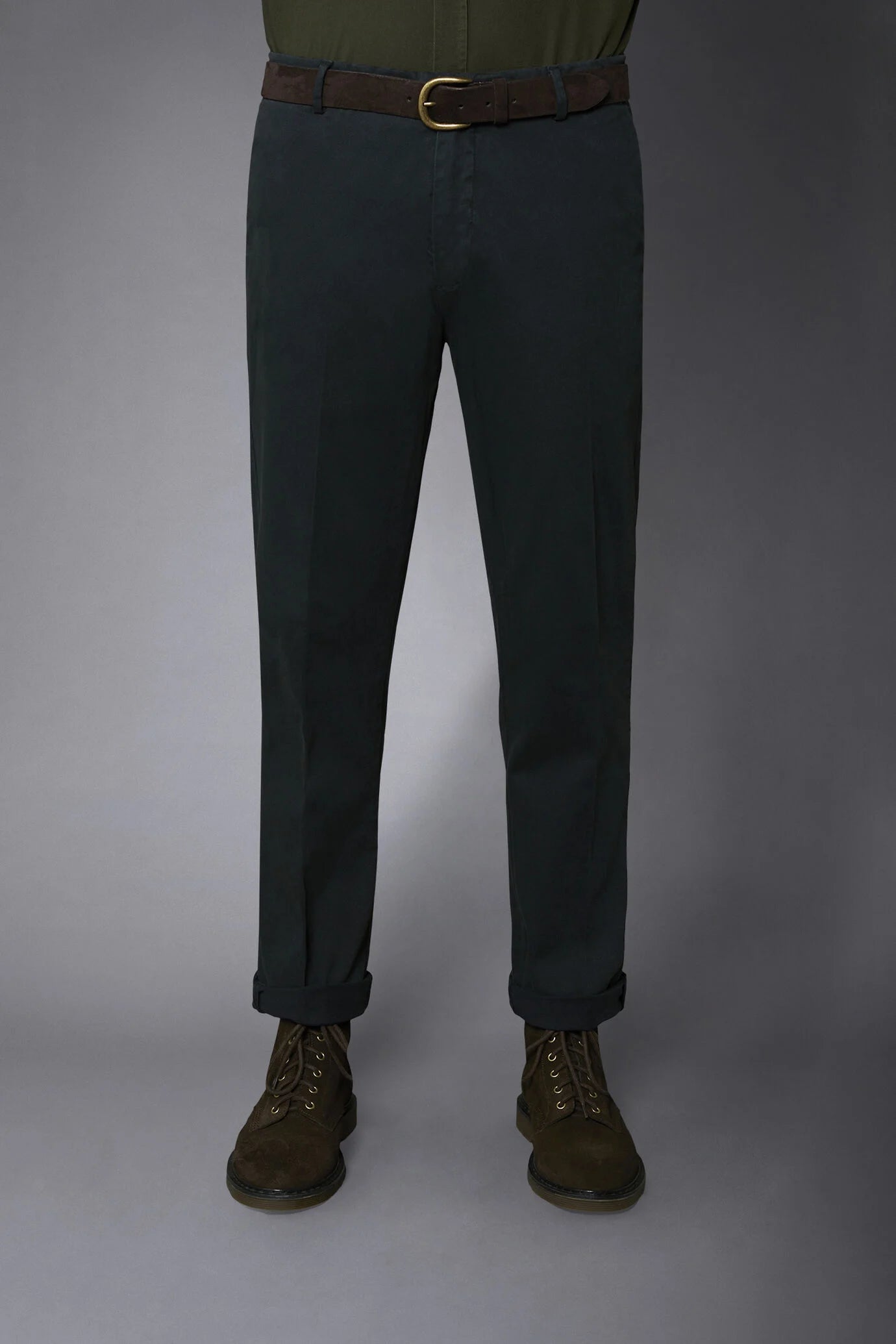 Men's classic chino pants regular fit twill construction