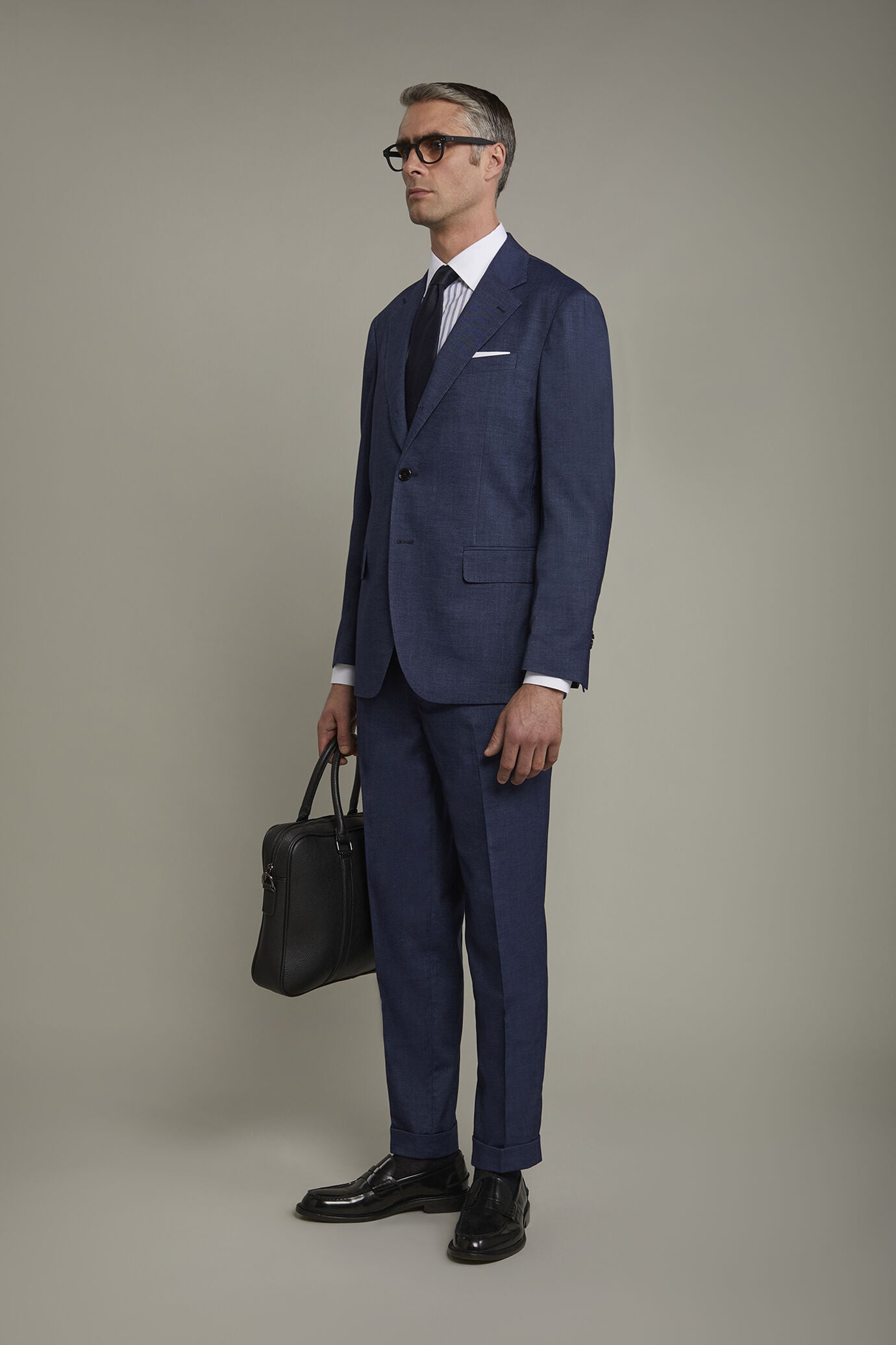 Men's single-breasted three-button regular fit suit