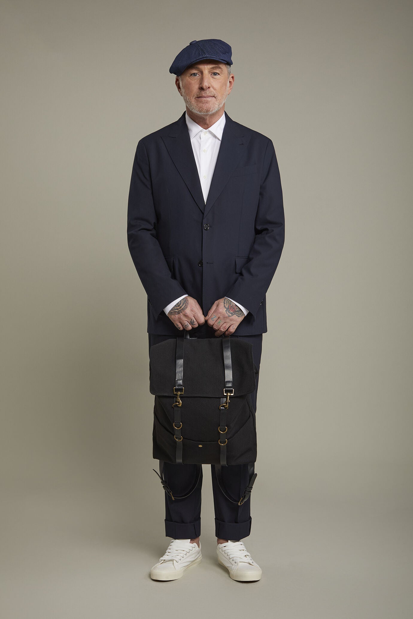 Men's single-breasted suit with peaked lapels regular fit fabric