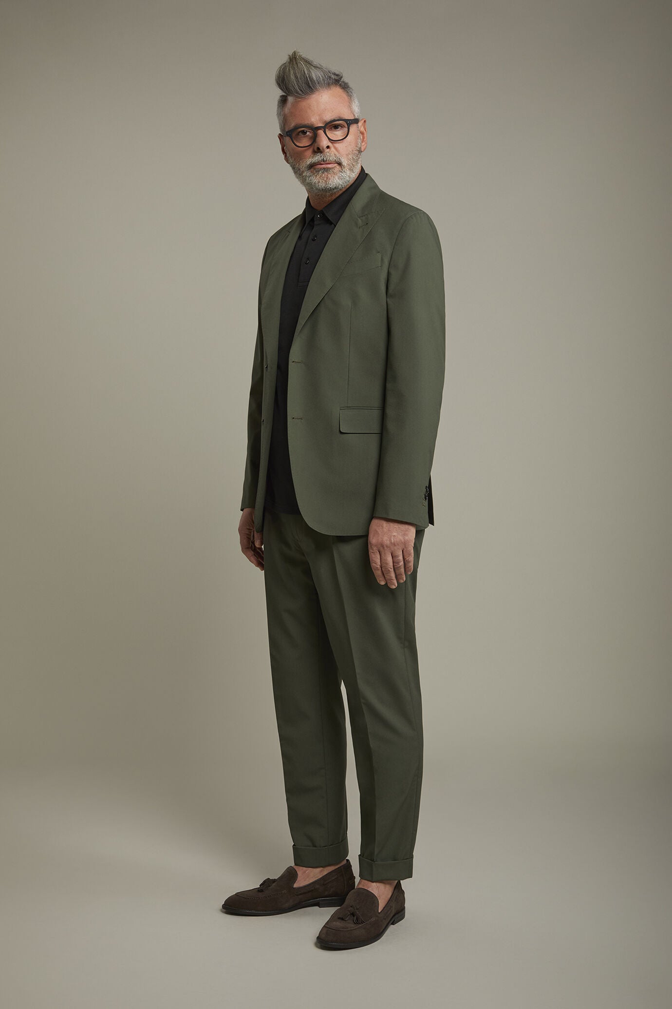 Men's single-breasted suit with peaked lapels regular fit fabric