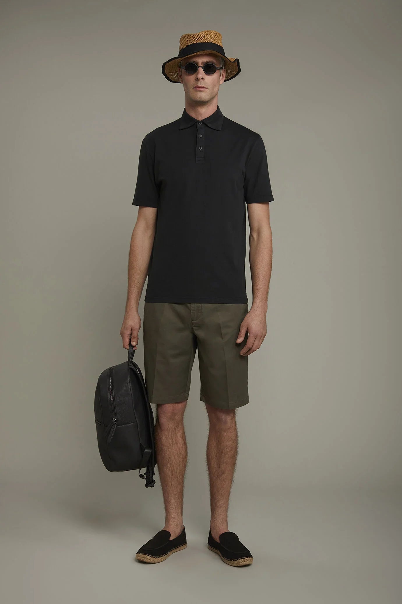 Men's Bermuda shorts classic twill construction regular fit
