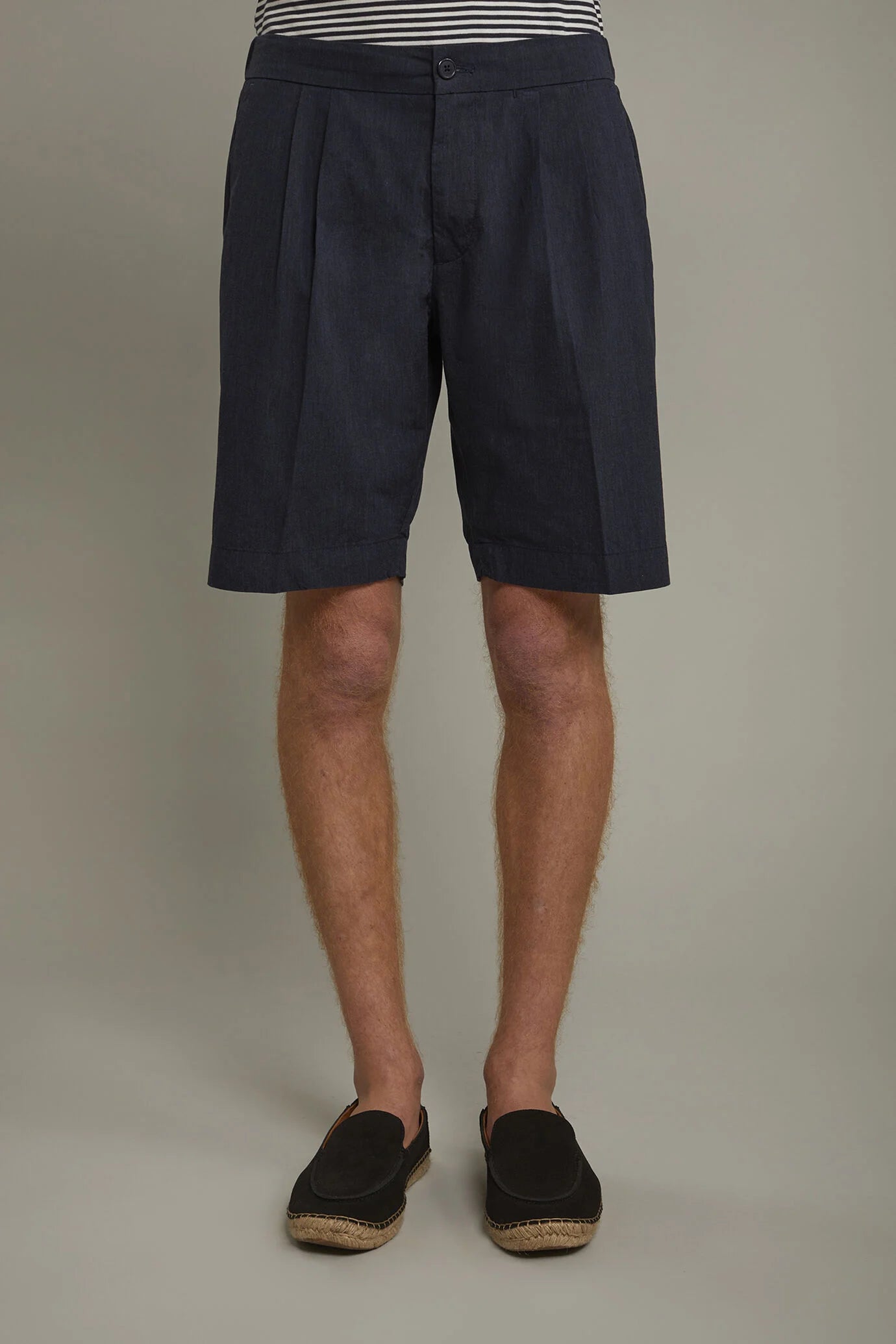 Men's Bermuda with double pinces and laces on waist cotton slub fabric