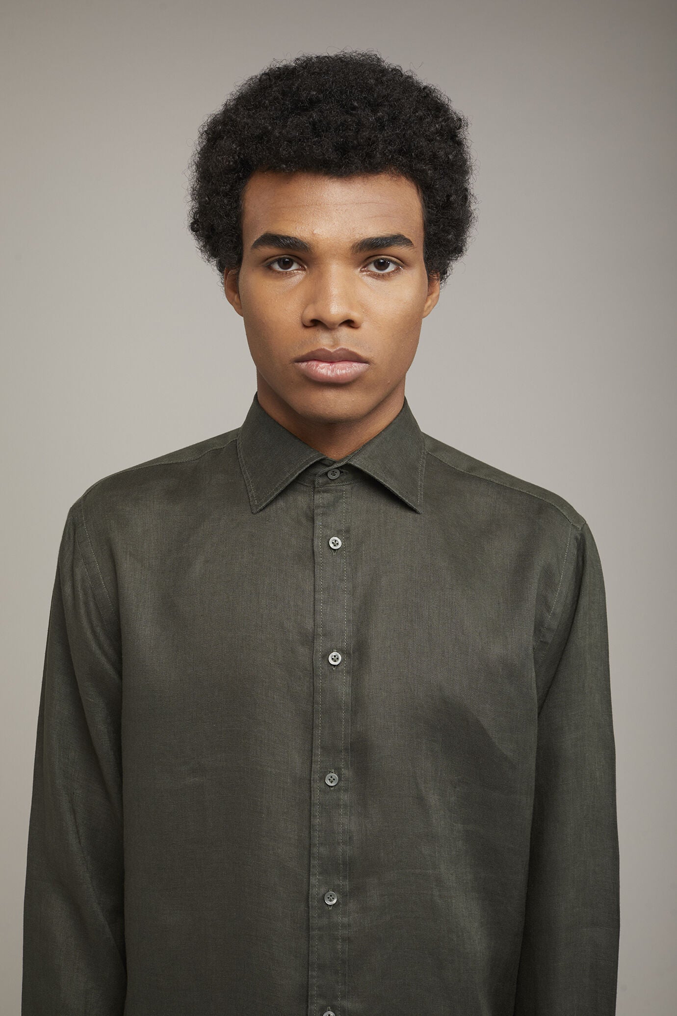 Men’s casual shirt classic collar 100% linen comfort fit