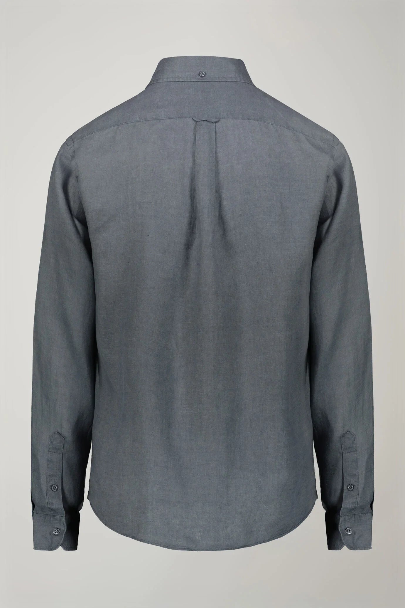 Men's casual shirt button down collar 100% linen comfort fit in White by Doppelganger, Italian Sport;Traveller;Leisure time made from Composition: 100% Linen
Mood: Sport, Traveller, Leisure time
Type: Button Down Collar, Snaps, Light Transparent Removable Collar Bones, Chest Pockets
Season: Spring Summer 24
Gender: Men
Material: Linen
Style: Essential, Casual Chic
Fit: Comfortable