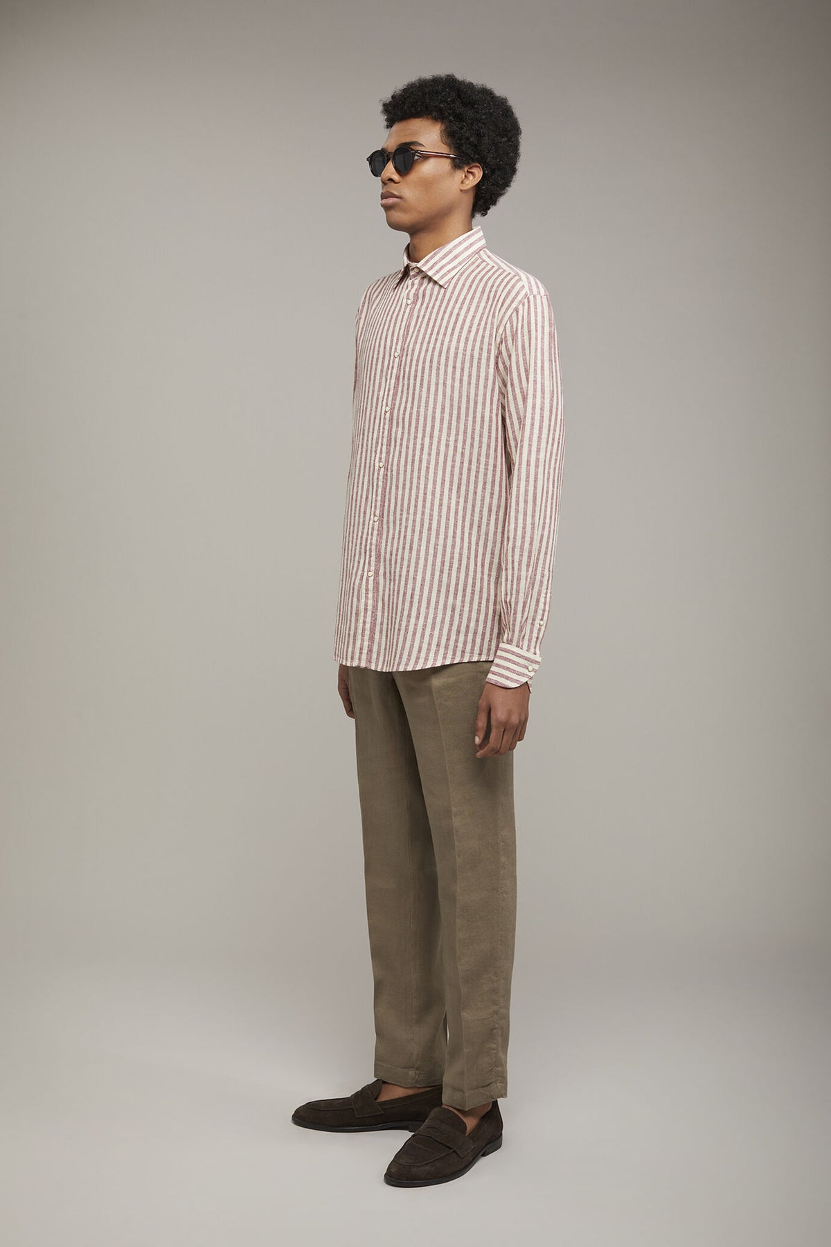 Men’s classic collar shirt in linen and striped cotton comfort fit