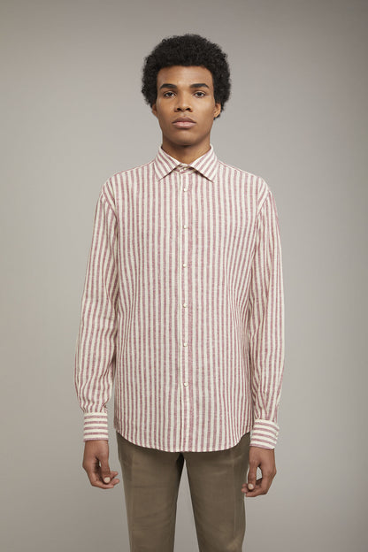 Men’s classic collar shirt in linen and striped cotton comfort fit