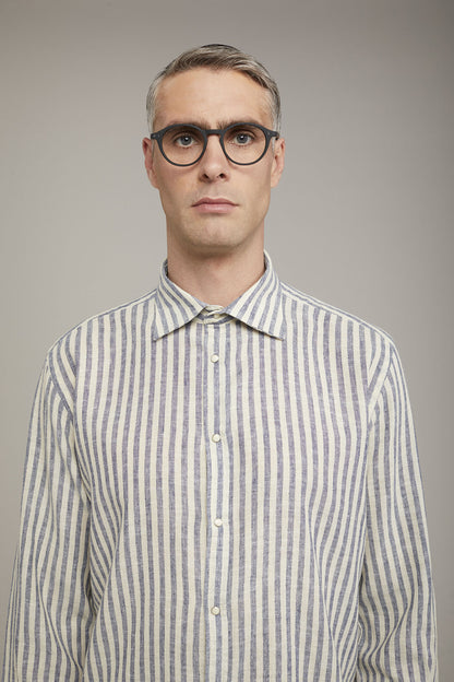 Men’s classic collar shirt in linen and striped cotton comfort fit