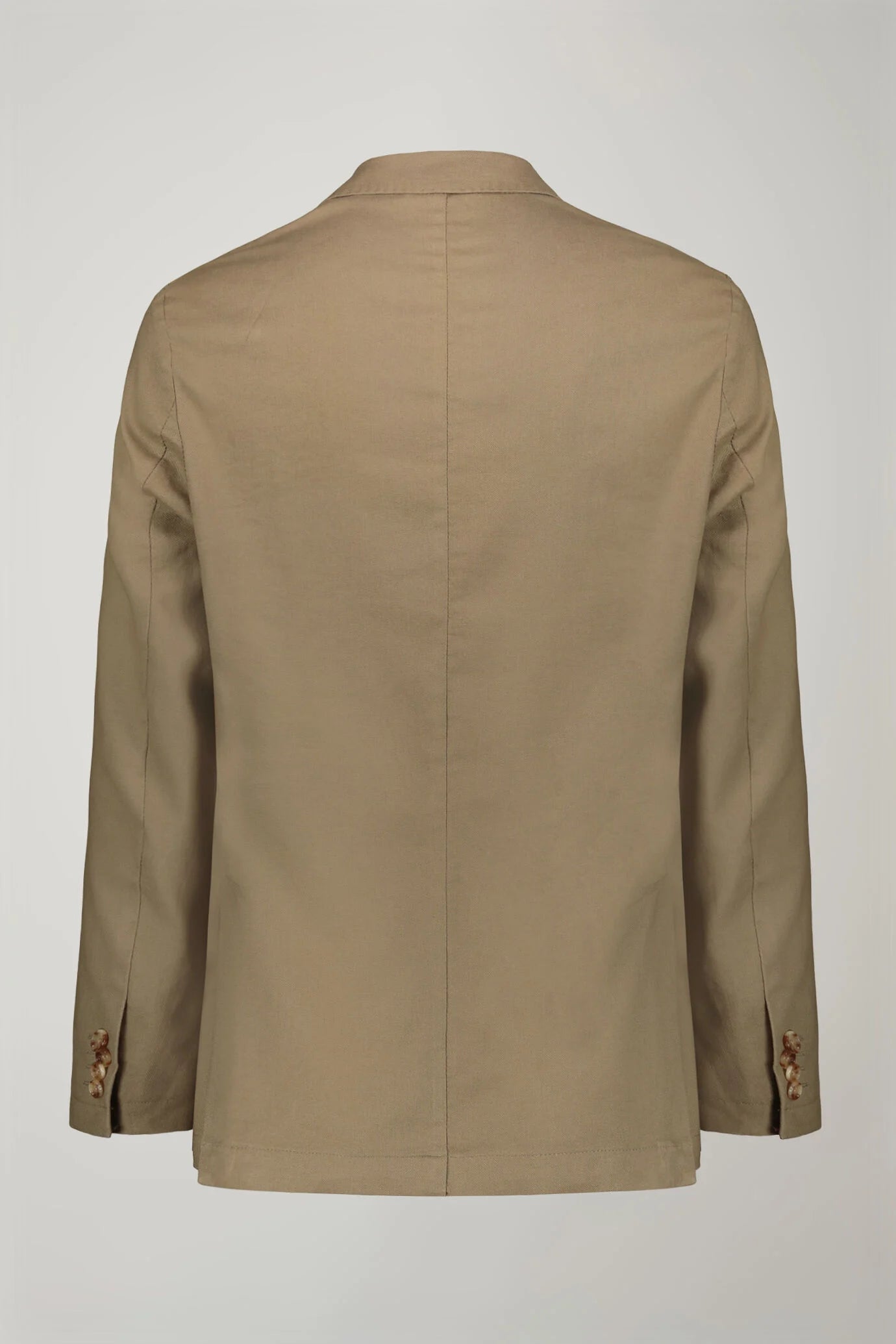 Men's single-breasted unlined linen and cotton blazer with regular fit lapels