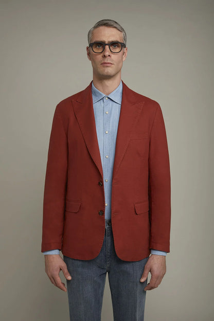 Men's single-breasted unlined linen and cotton blazer with regular fit lapels
