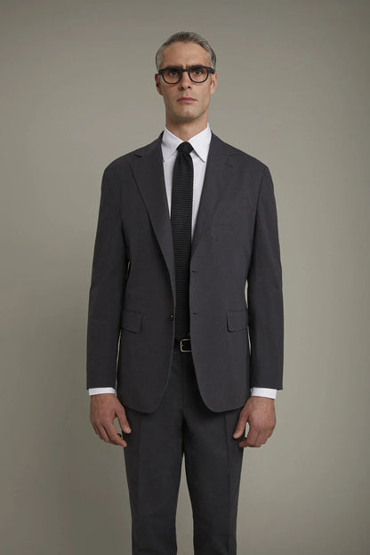 Men's unlined single-breasted blazer with flap pockets in flamed effect fabric regular fit in Blue by Doppelganger, Italian Classic;Formal;Elegant made from Composition: 98% Cotton 2% Elastane
Mood: Business, Party-Night
Type: Unlined, Single-Breasted, Flap Pockets, Shot Fabric
Season: Spring Summer 24
Gender: Men
Material: Cotton
Style: Classic, Formal, Elegant
Fit: Regular