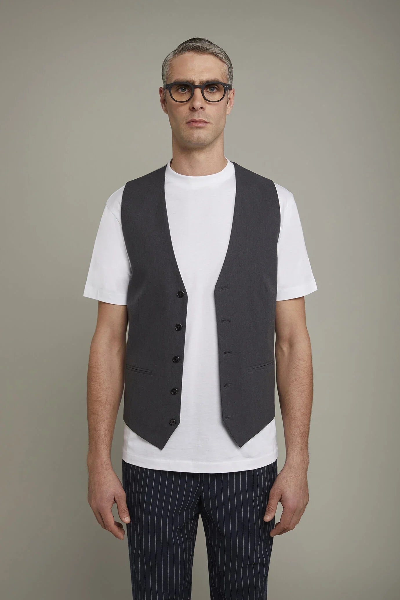 MenÃ¢â‚¬â„¢s classic vest in flamed fabric regular fit