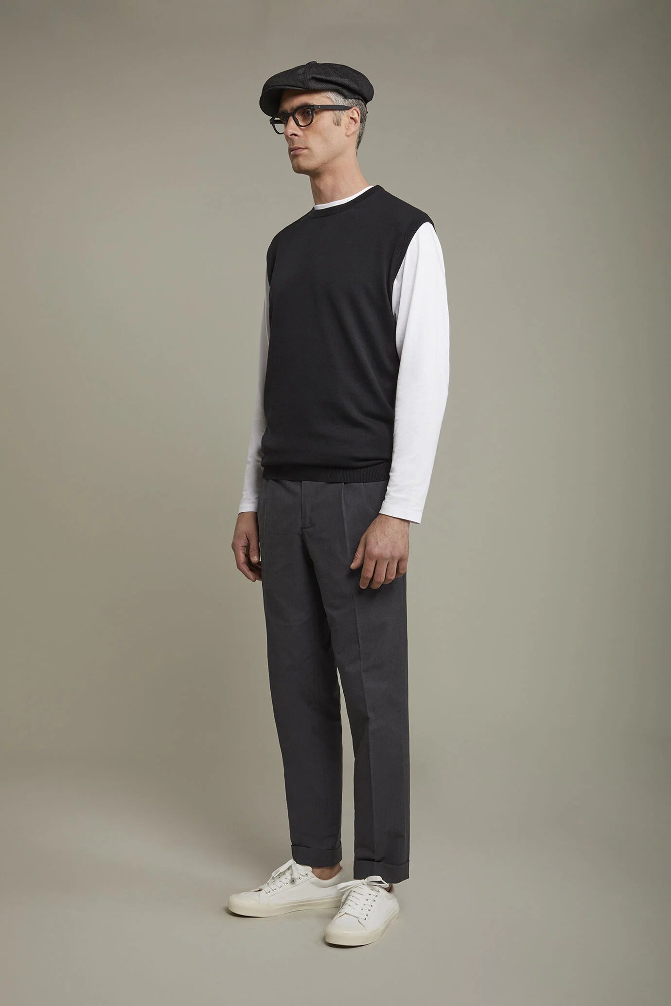 Men's roud neck sweater 100% cotton regular fit